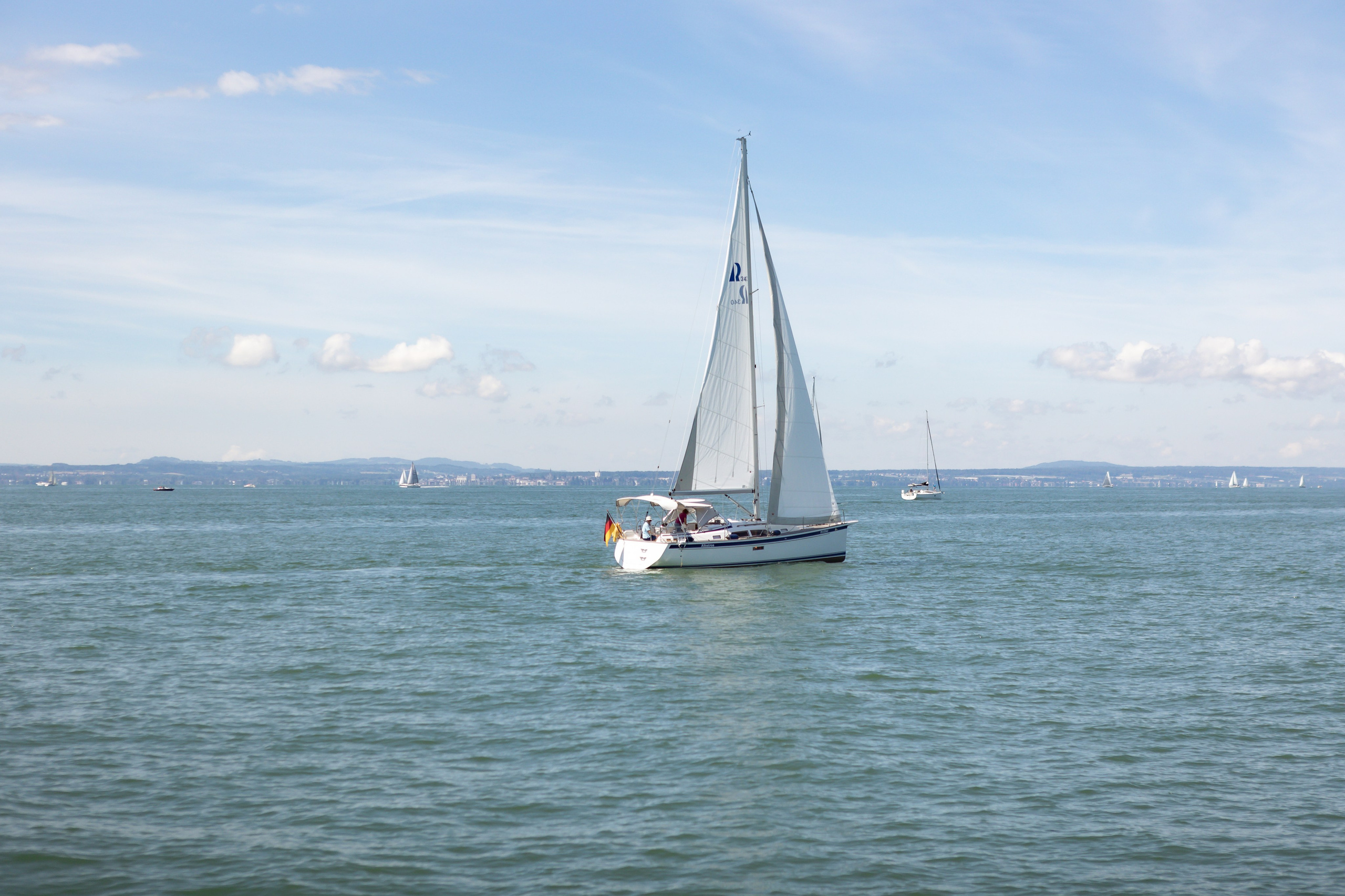 <img src="bild1.jpg" alt="Lindau Insel Fotografie kaufen"><img src="bild2.jpg" alt="Lindau Bodensee Bilder"><img src="bild3.jpg" alt="Lindau Altstadt Fotos kaufen"><img src="bild4.jpg" alt="Lindau Hafen Fotodruck"><img src="bild5.jpg" alt="Lindau Uferpromenade Wandbilder"><img src="bild6.jpg" alt="Lindau Kunstfotografie kaufen"><img src="bild7.jpg" alt="Lindau Leuchtturm und Löwe Bilder"><img src="bild8.jpg" alt="Lindau Innenstadt schöne Bilder"><img src="bild9.jpg" alt="Lindau Landschaftsfotografie kaufen"><img src="bild10.jpg" alt="Lindau Bodensee Fotos als Deko">