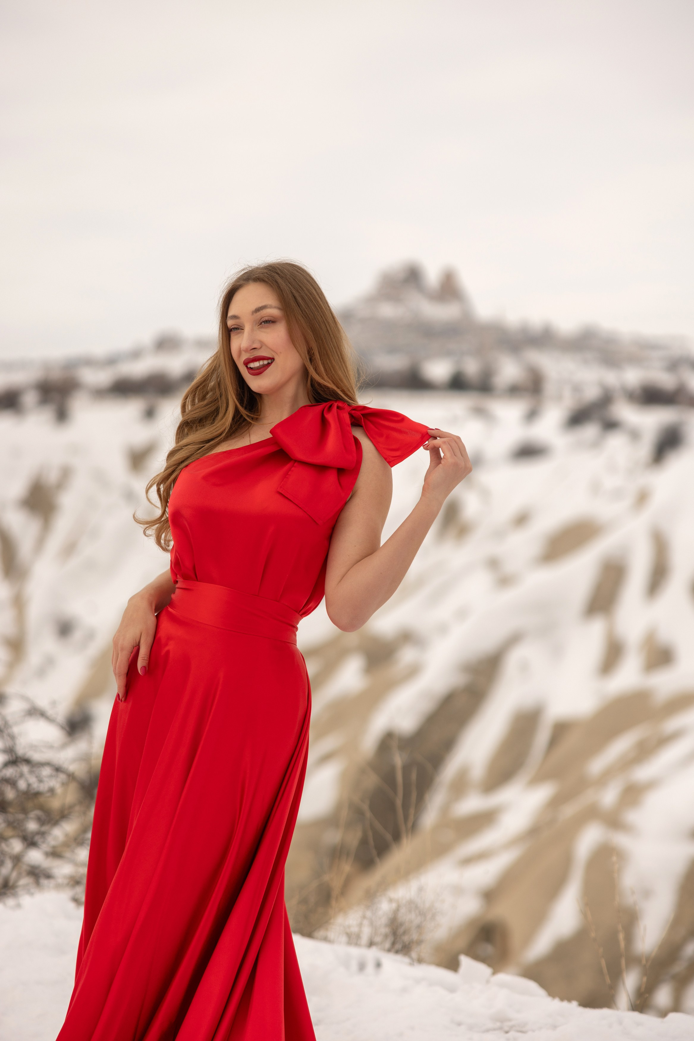 Dina. Julia Ganch I Fashion Wedding Photography I Cappadocia Turkey