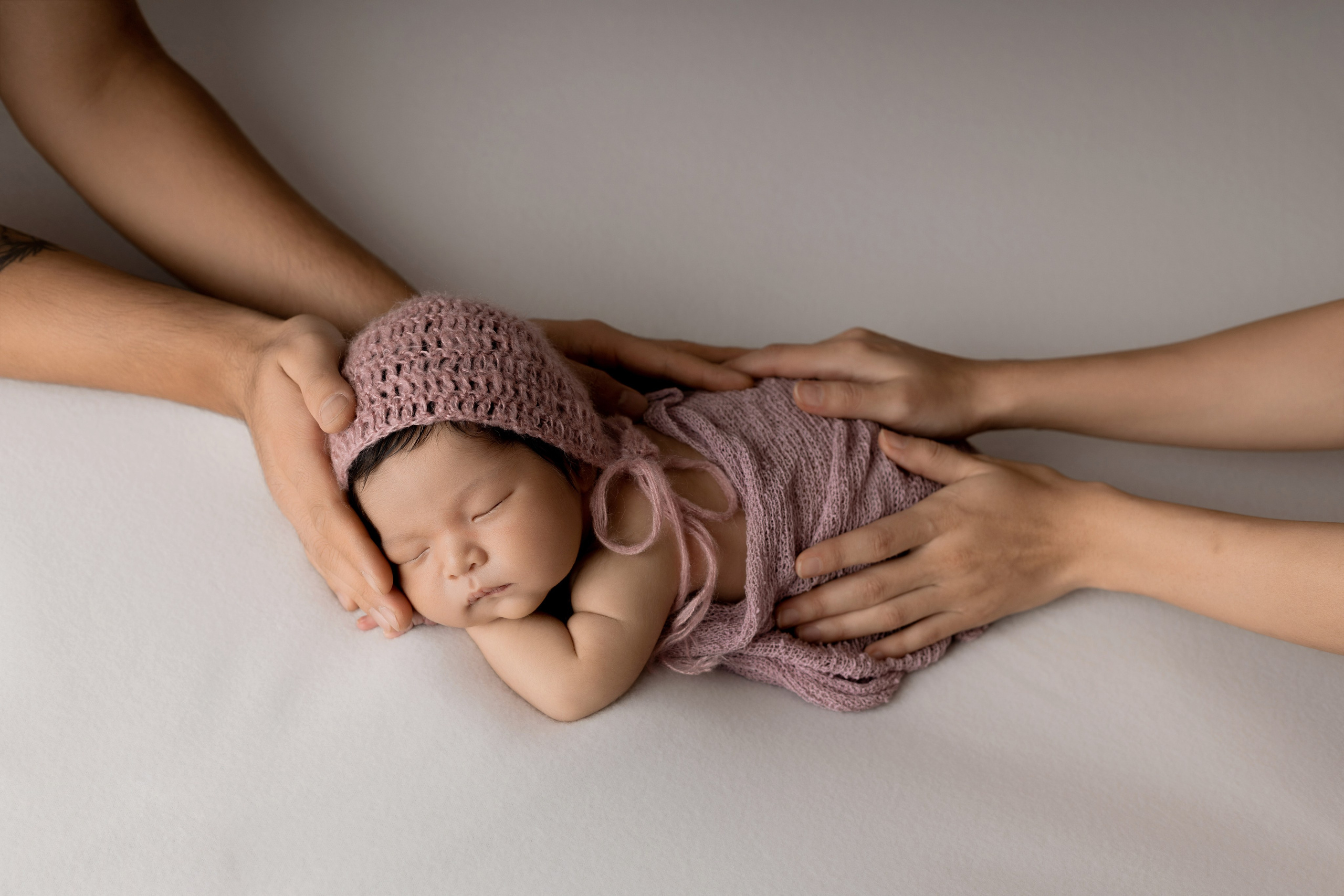Newborn Classic. Family photographer in Bay Area, California