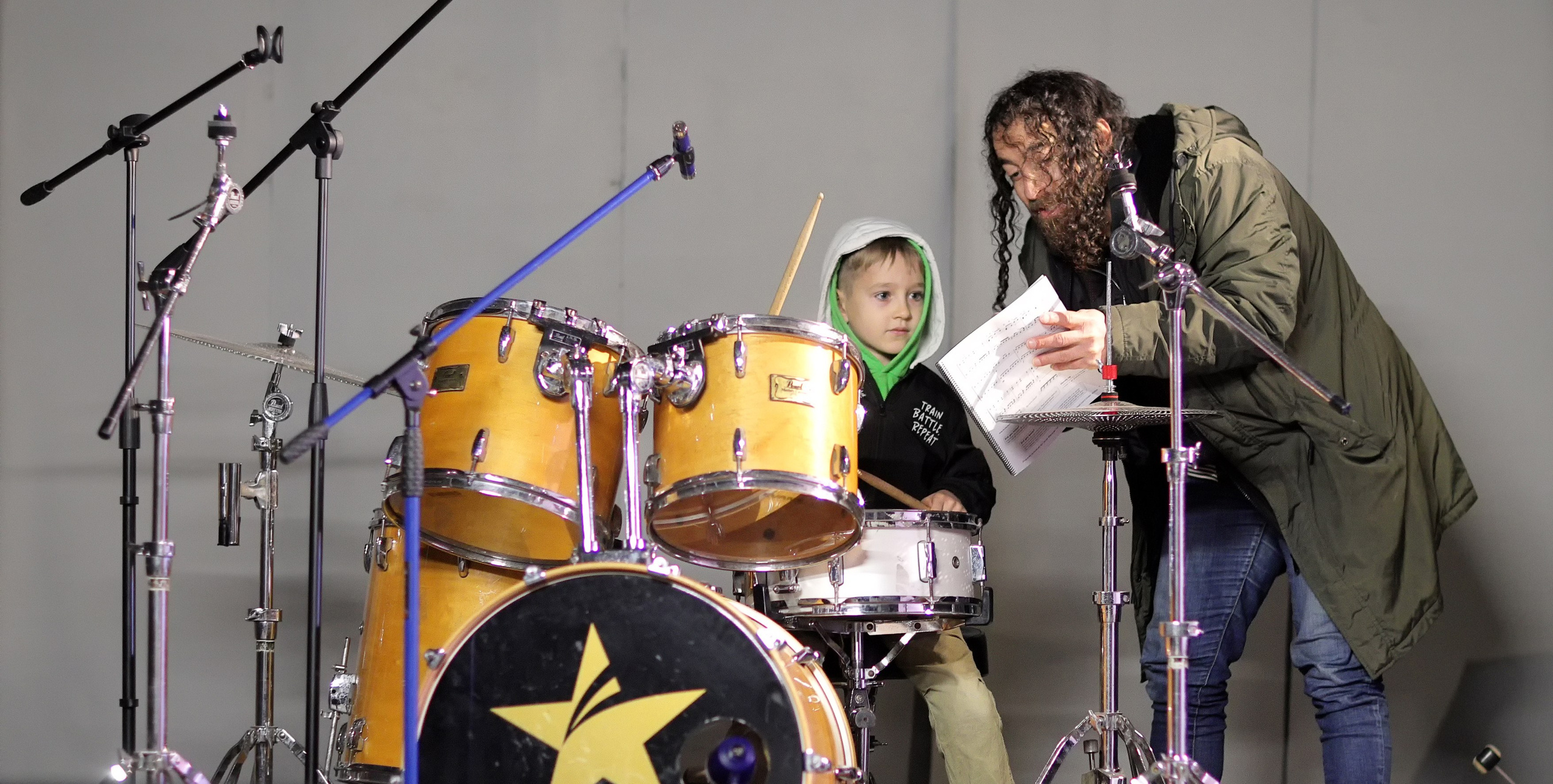 Clases de batería. Associaciò cultural La Granja Alcoy España