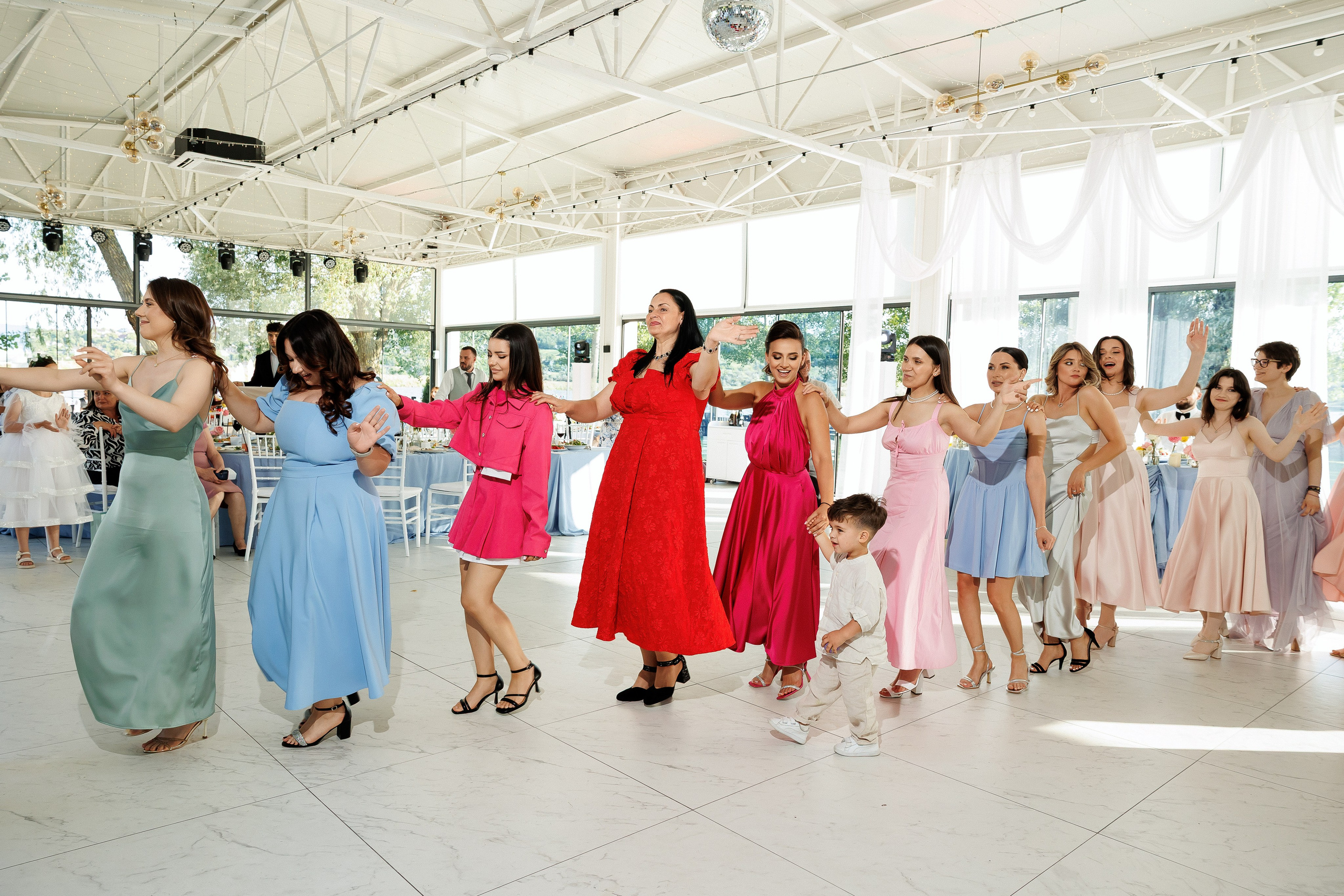 Florin & Corina — Complexul Turistic Costesti — Wedding Day. Servicii Foto și Video 067188353