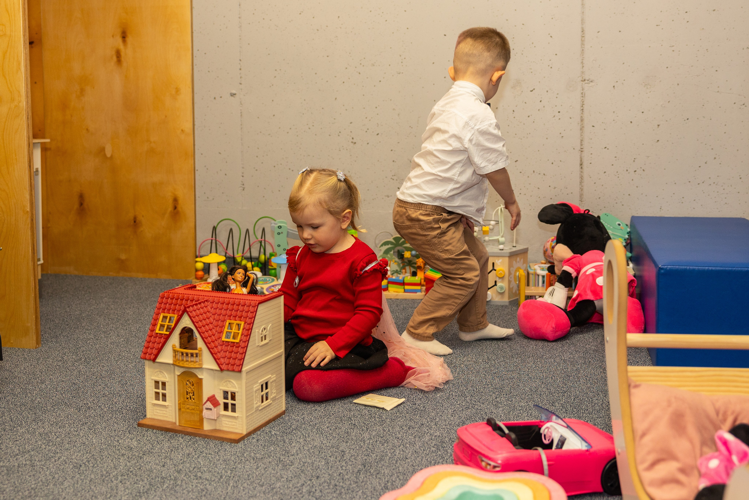 День рождения Артёма 24 января 2026 года. Семейный и детский фотограф в Варшаве Мила Бобровская