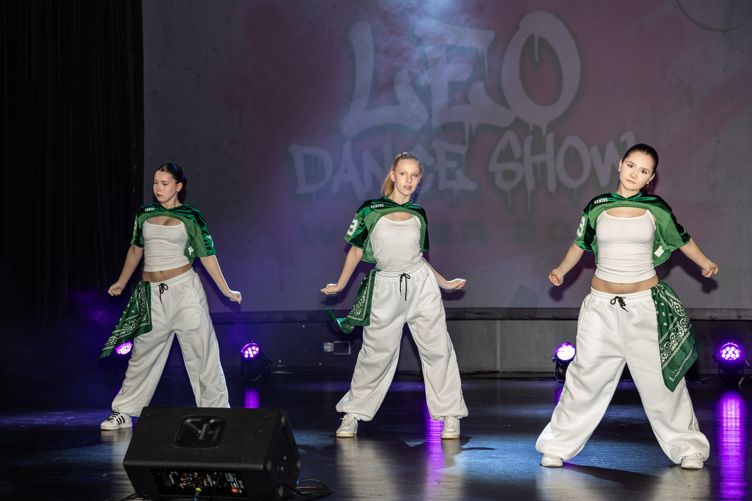 LEO DANCE SHOW WINTER 2025. Семейный и детский фотограф в Варшаве Мила Бобровская