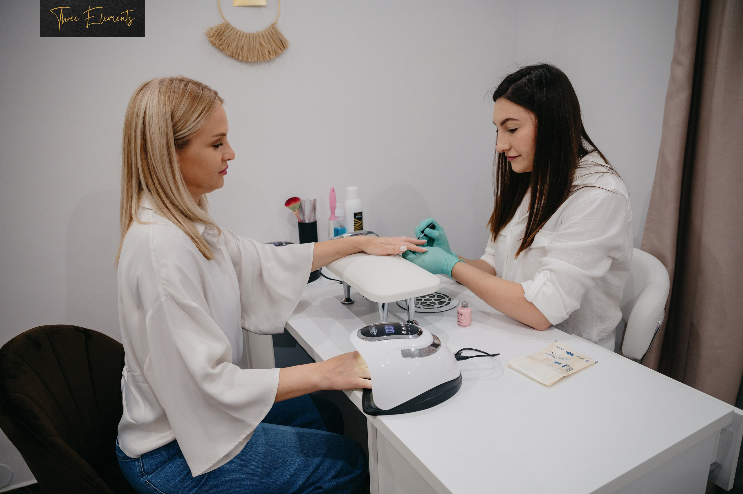 Three Elements. Laurentiu Stefan StoryTeller