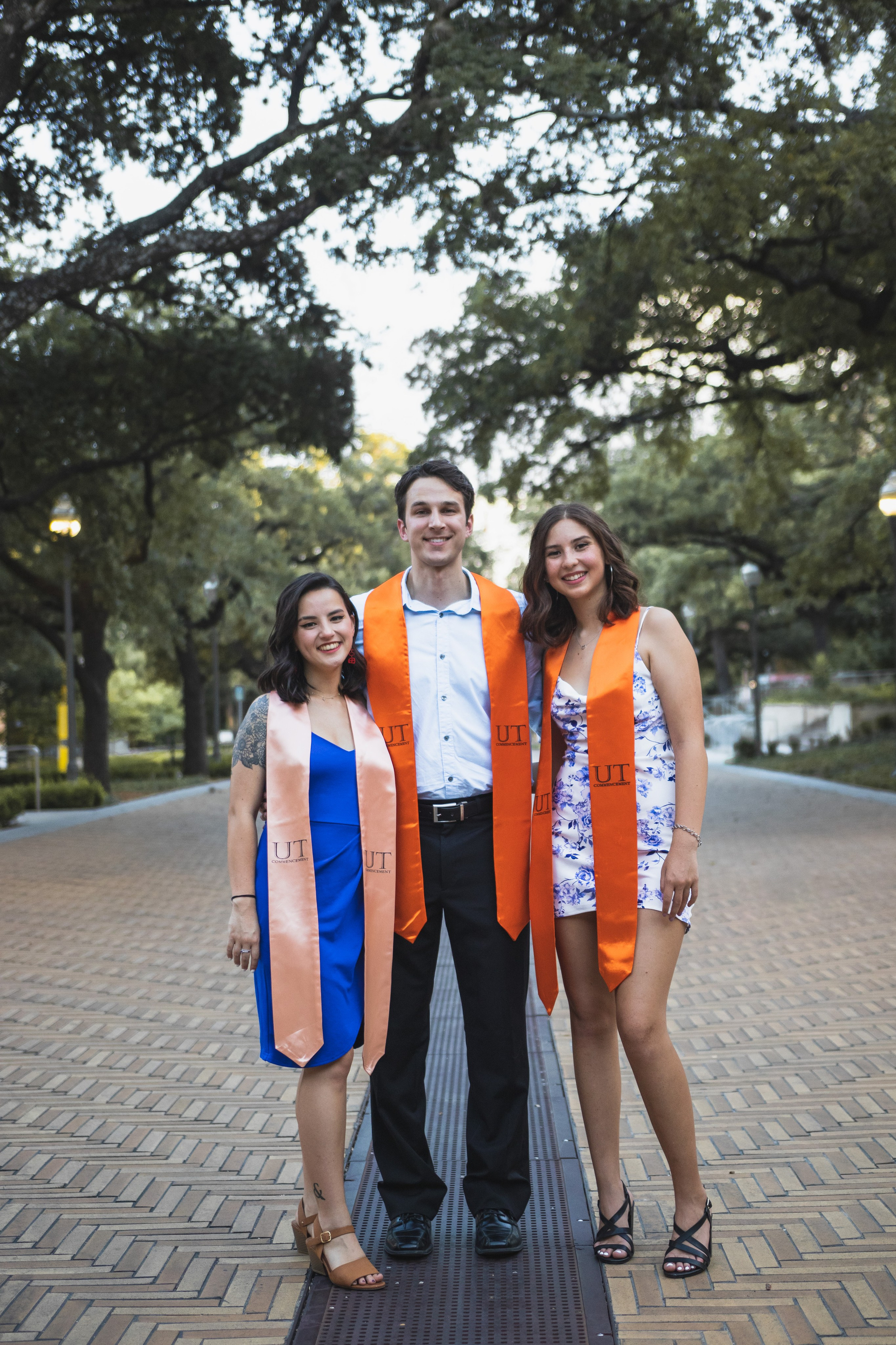 Group senior photoshoot at the University of Texas Austin
