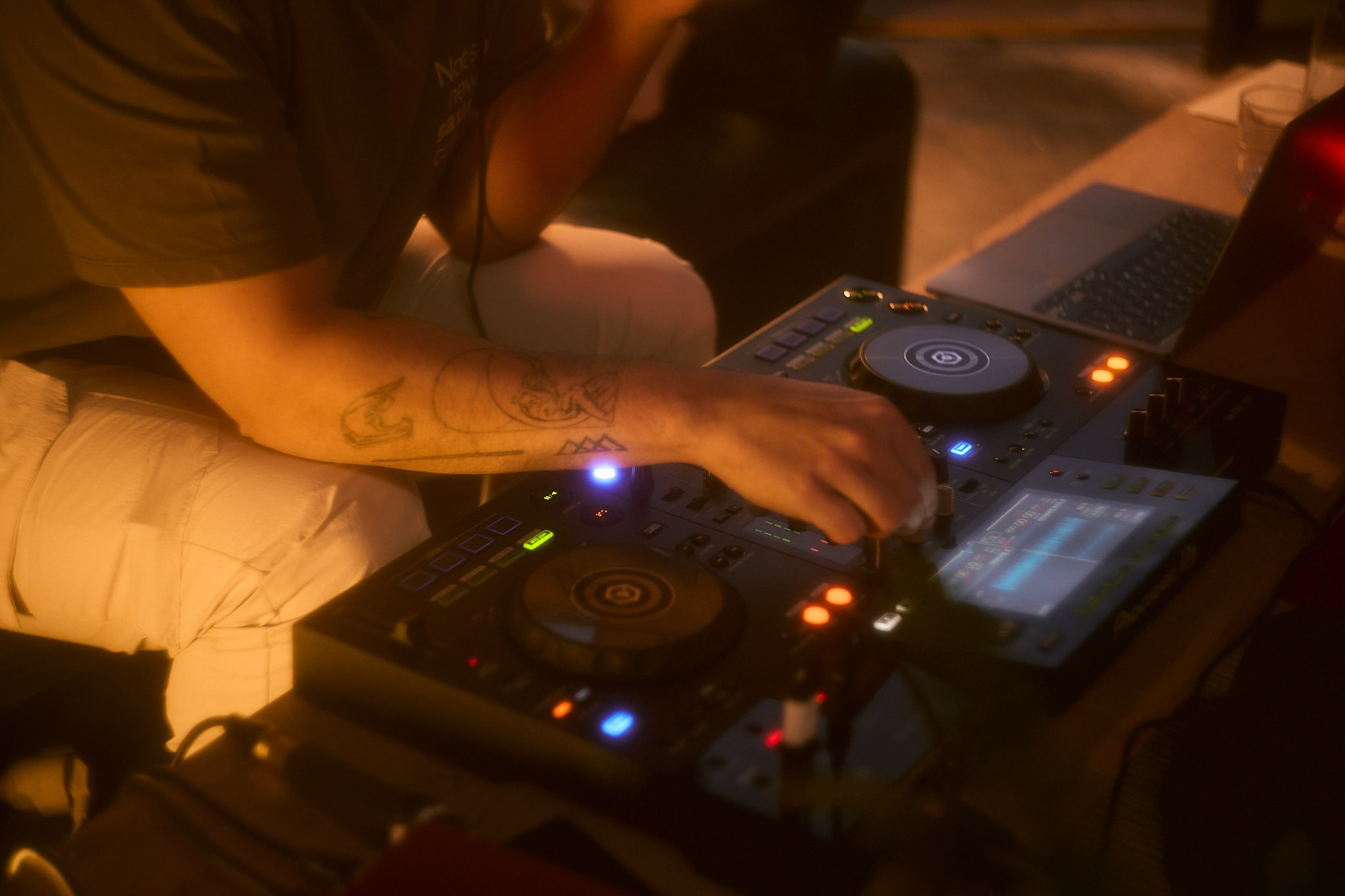 Badhus Fest. Denshyr — Visual Artist