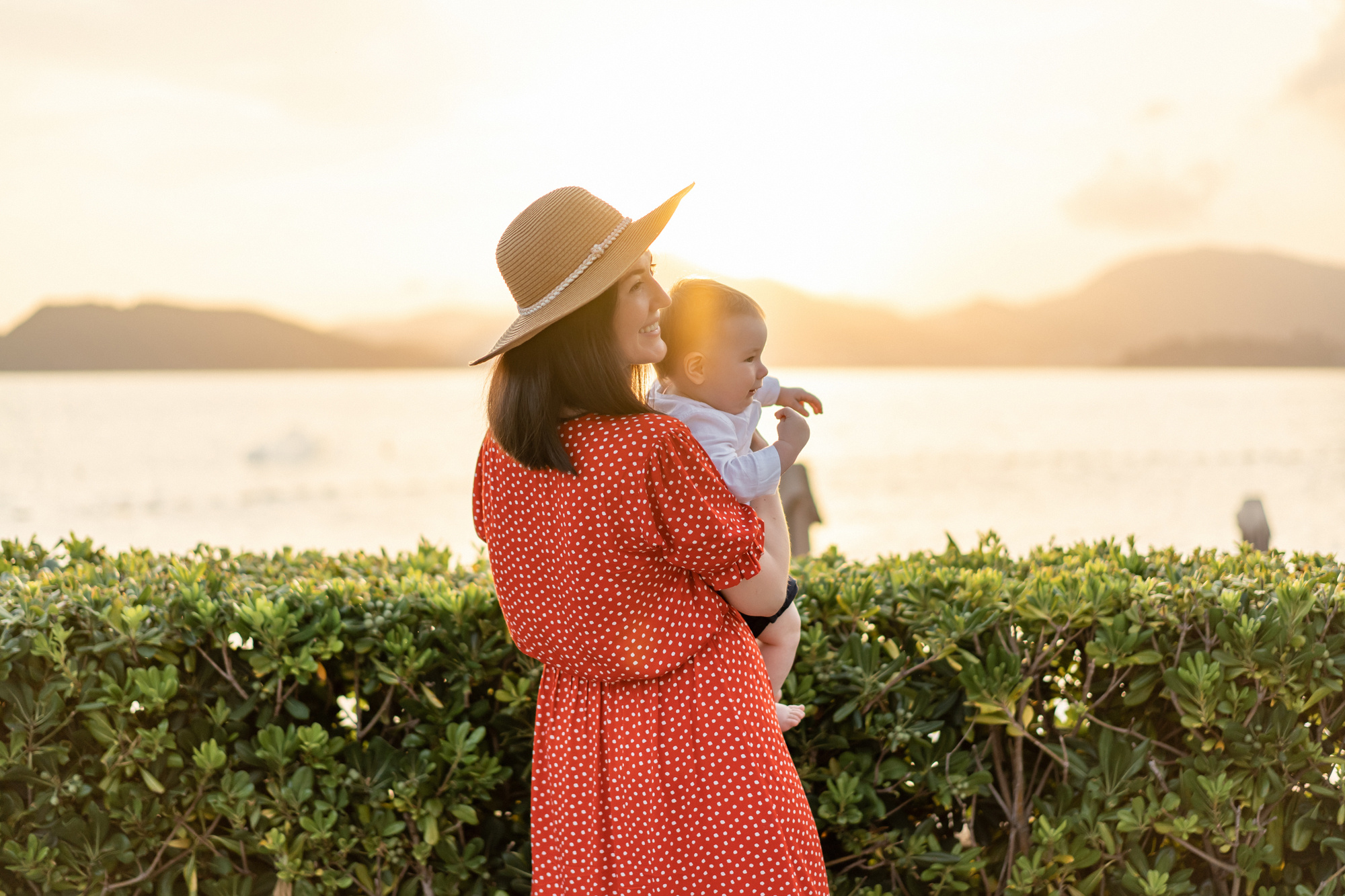 Family photoshoot in Sveti-sefan (Milocer)