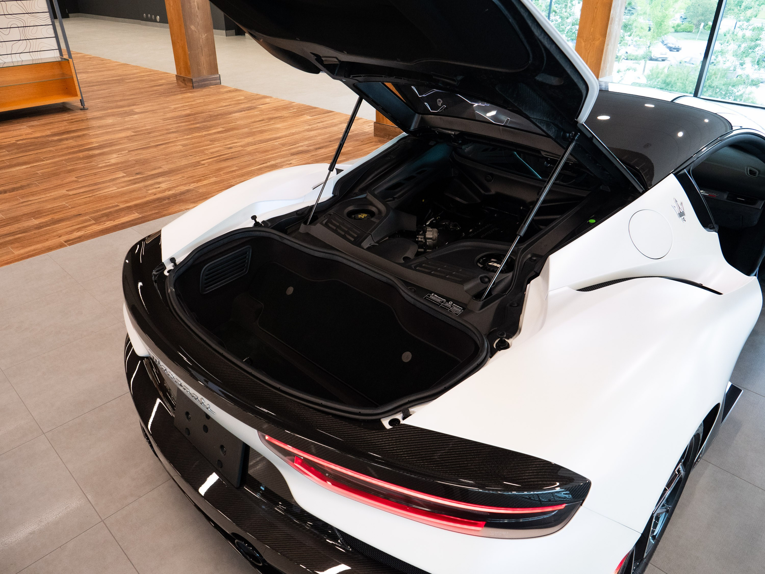 Maserati MC20. Dimitri Ilkov Photography — Capturing Life’s Moments in Edmonton, Cana