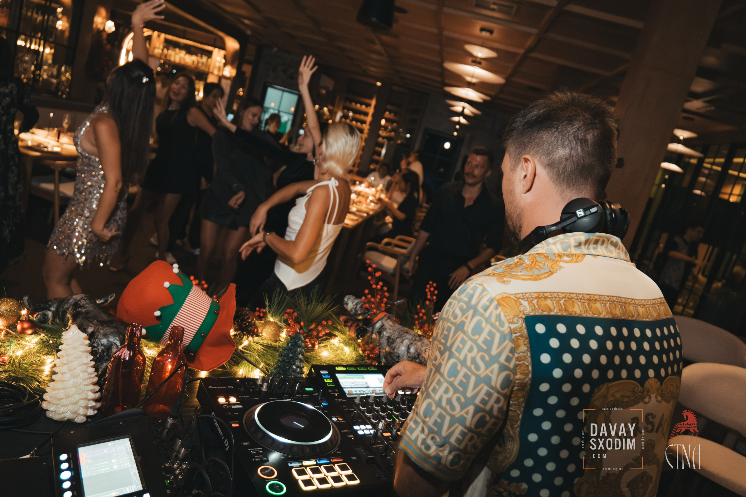 Новогодняя вечеринка | Фоторепортаж | Афиша | DAVAYSXODIM.com PHUKET. АФИША|ФОТОРЕПОРТАЖИ|ИВЕНТЫ|ПХУКЕТ