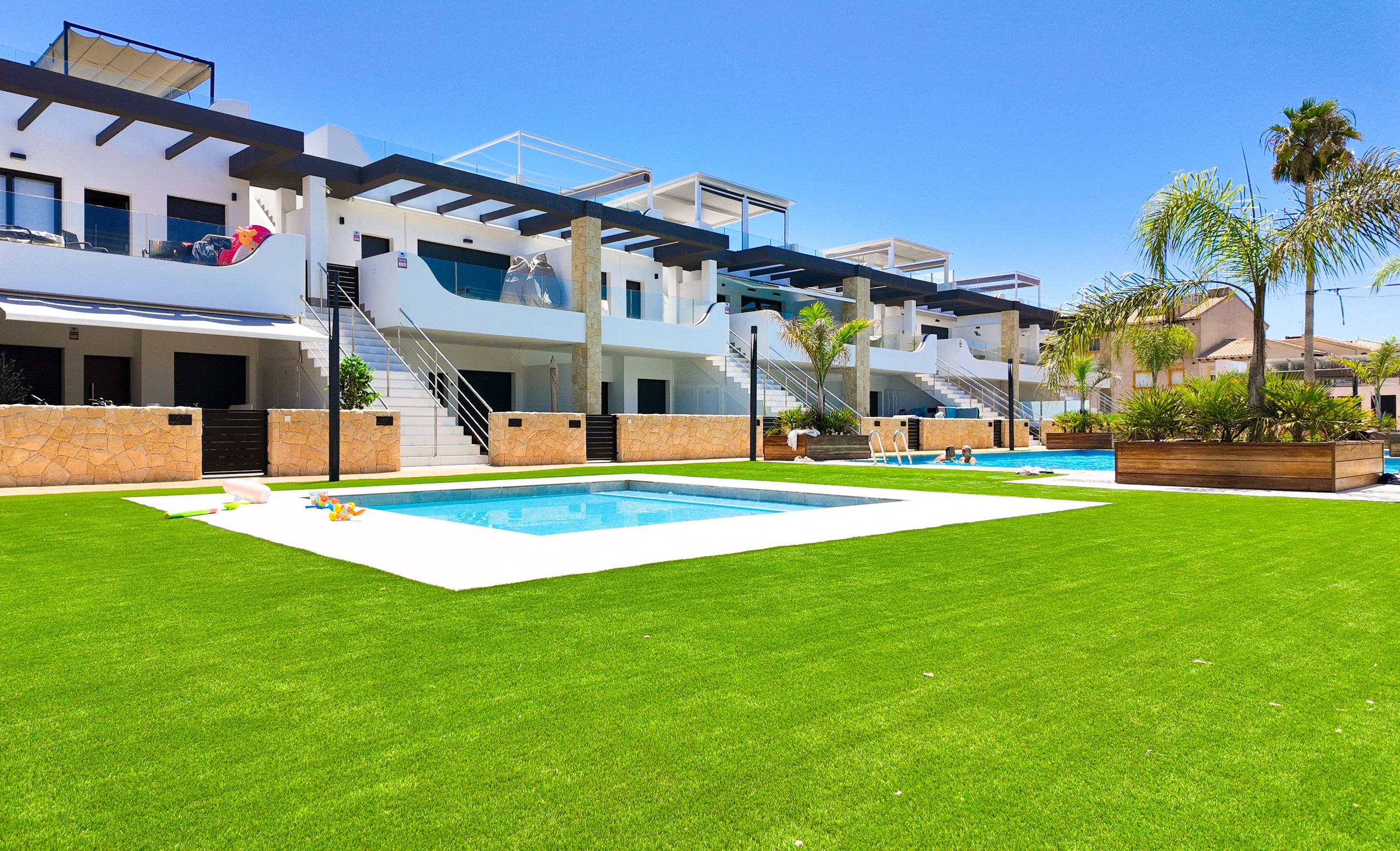 PALMVIEW I&M GROUP. Baby Beast