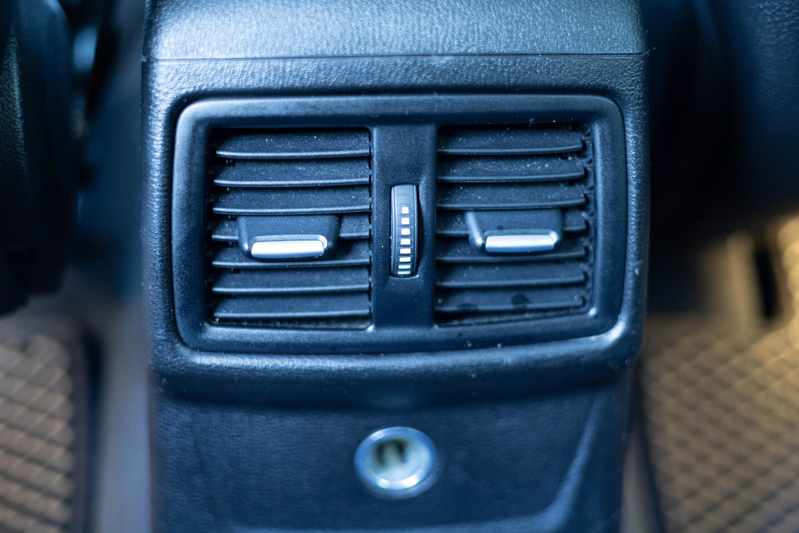 Съемка авто на продажу. Семейный фотограф Кишиневе, Молдова Врабий Ольга