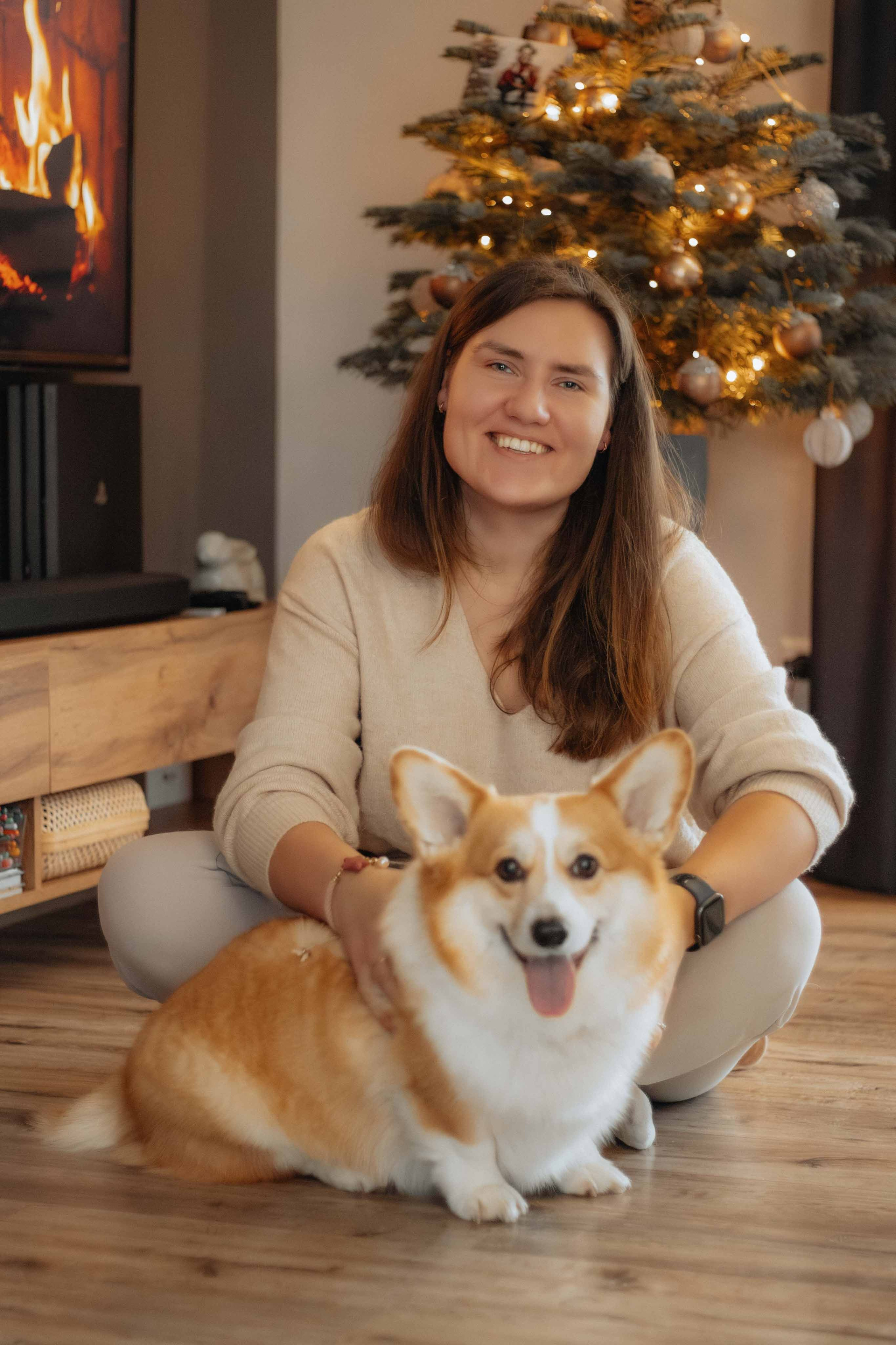 Jauki Kalėdinė fotosesija Vilniuje: studijoje, namų šilumoje, gamtoje ar mieste. Framed by Evelina | Vestuvių fotografė