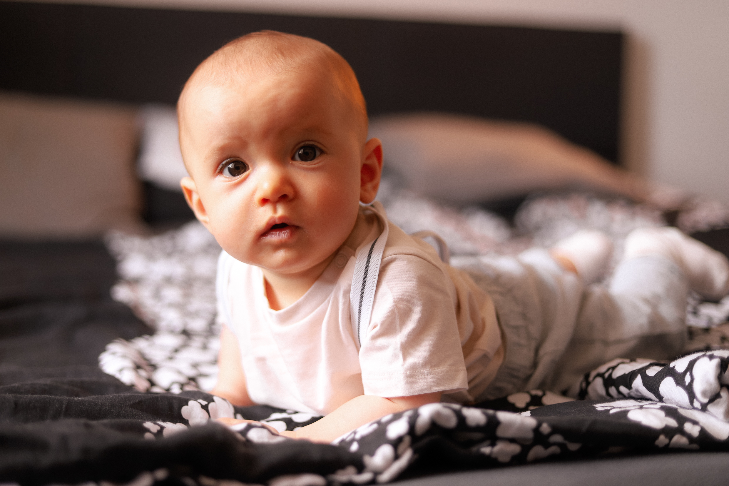 Kleiner Amir und seine Familie. Fotograf in Freiburg, Meerim Kaufmann
