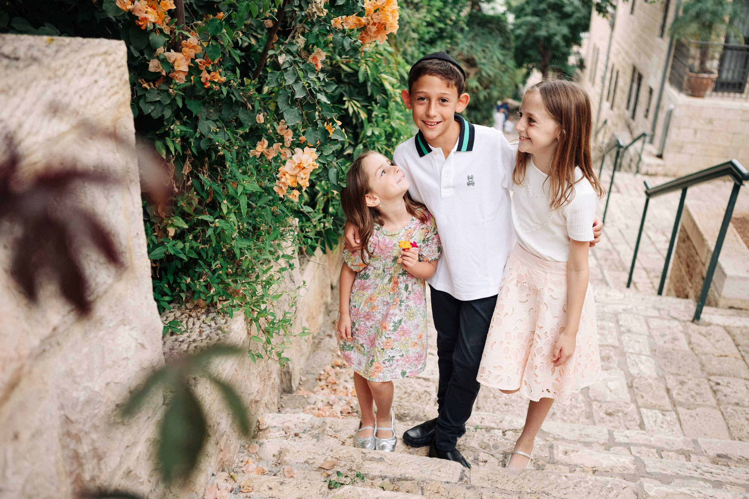 BIG FAMILY IN YAMIN MOSHE. Https://shi-photo.com/