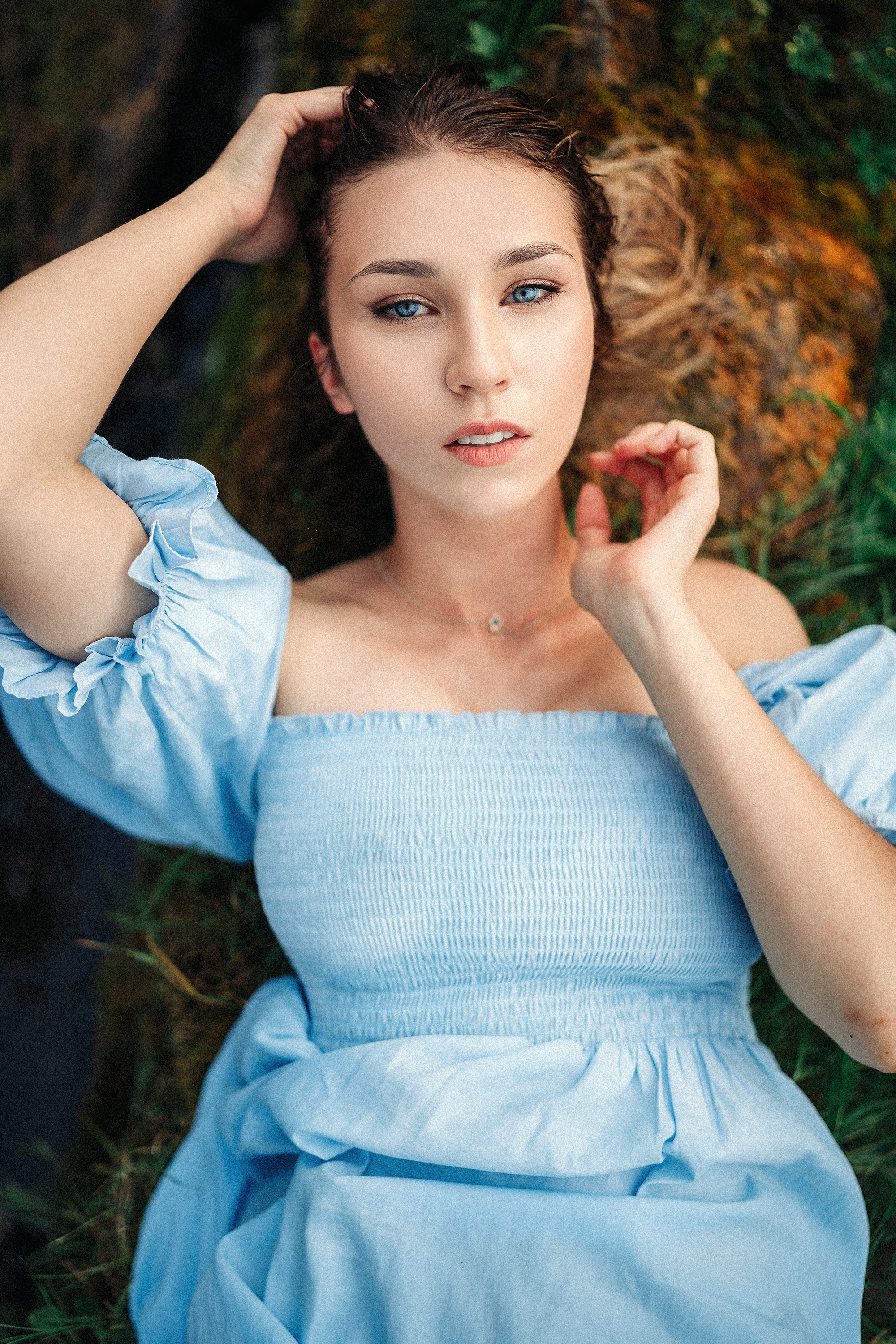Dress and Lilies. Couple and Family Photographer in Tallinn, Sasha Kaloshin