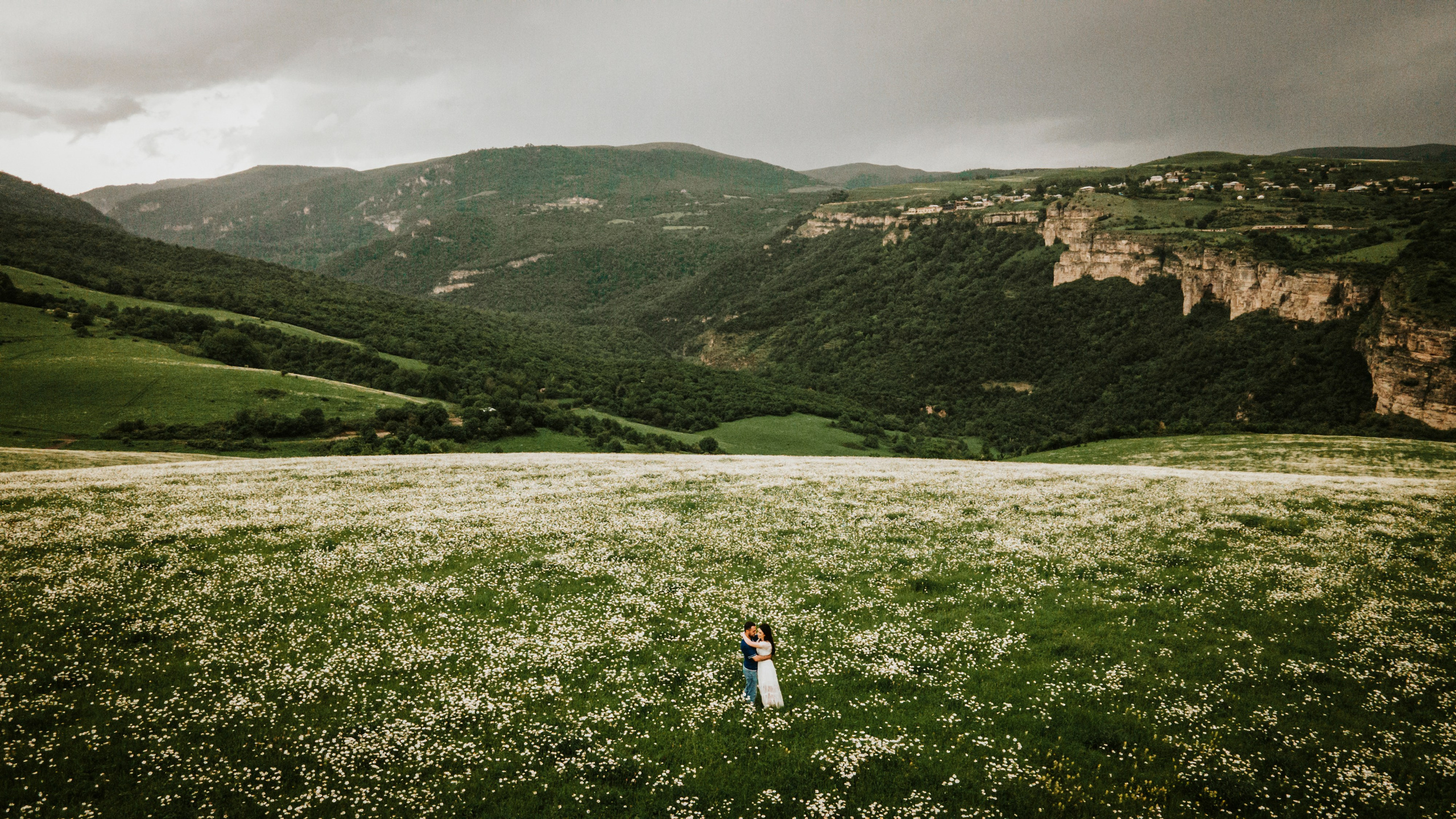 Ashot & Ruzanna. Wedding photos and video shooting in Armenia and all over the world!!! Photographer in Yerevan