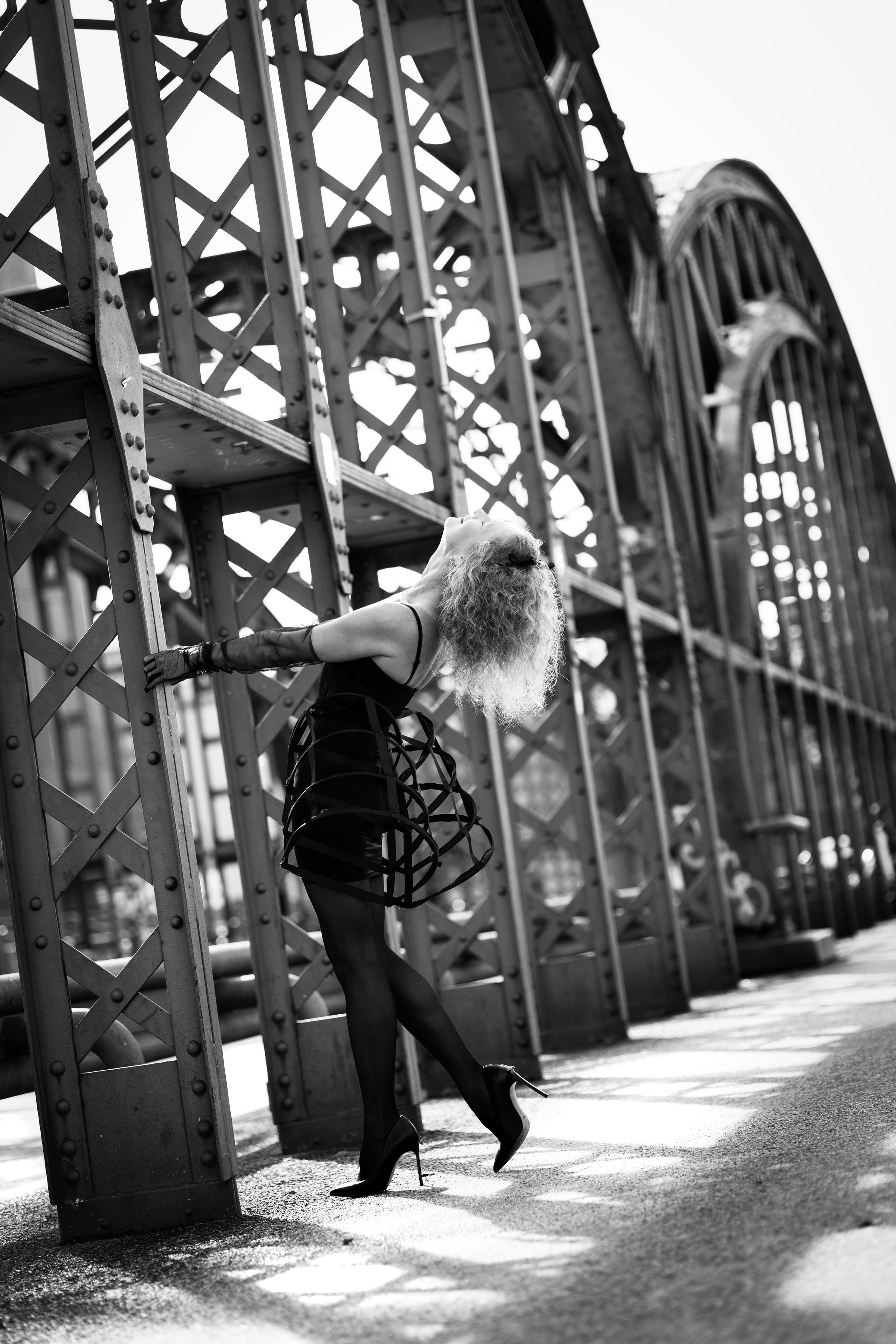 Black and white. Photographer in Munich