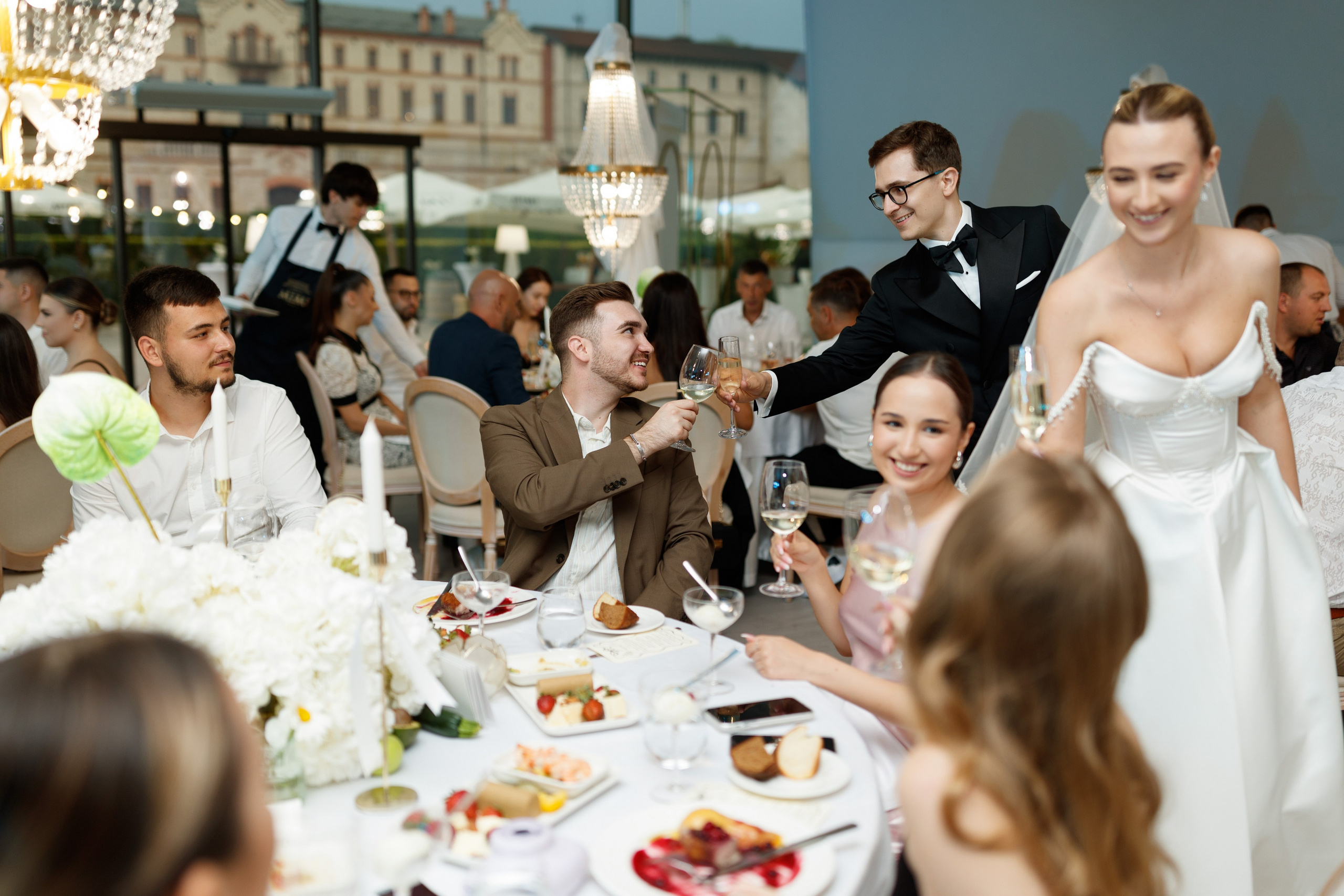 Liveriu & Tatiana | Fotografie de nuntă. Scarlat Photography