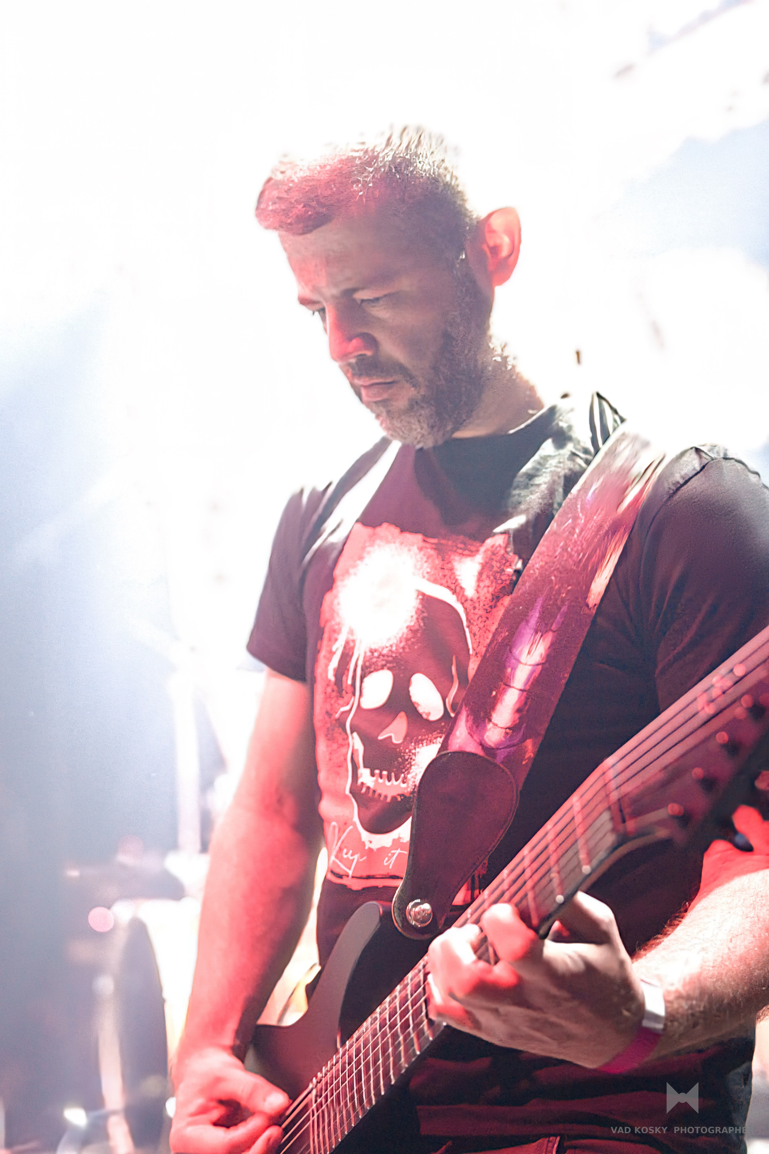 Deface -"Gagarin " TLV 16.08.25. Vad Kosky Photographer