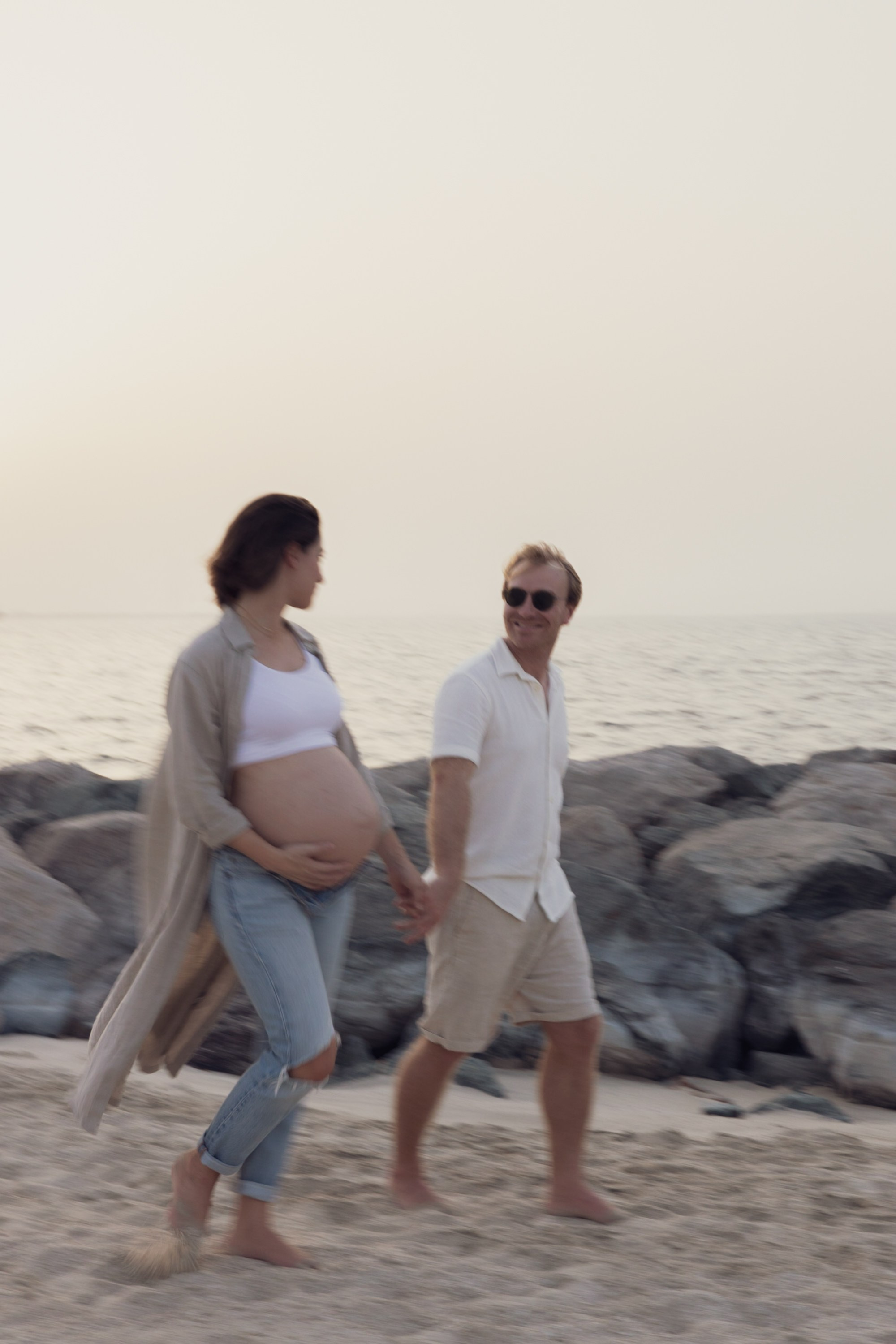 Maternity Session — Beach. Family Photographer in Dubai