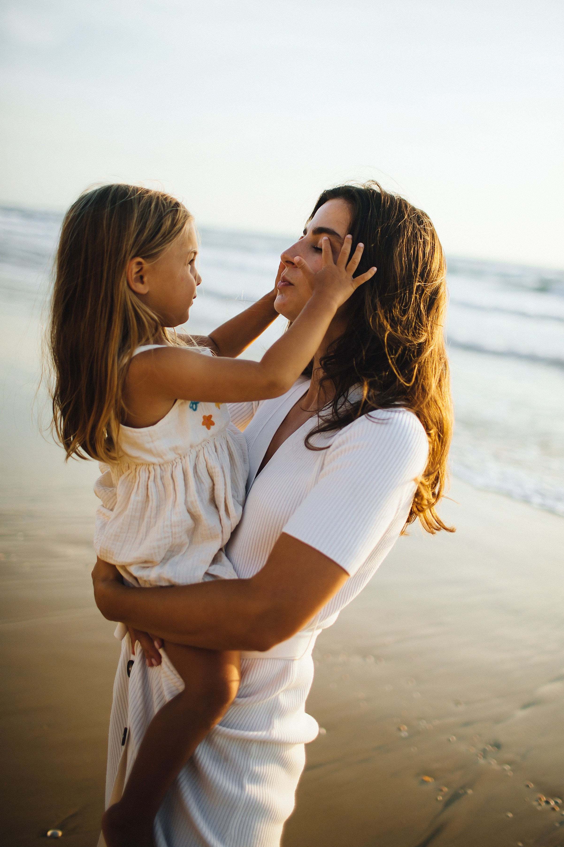 Bat Yam beach. Family photographer in Israel