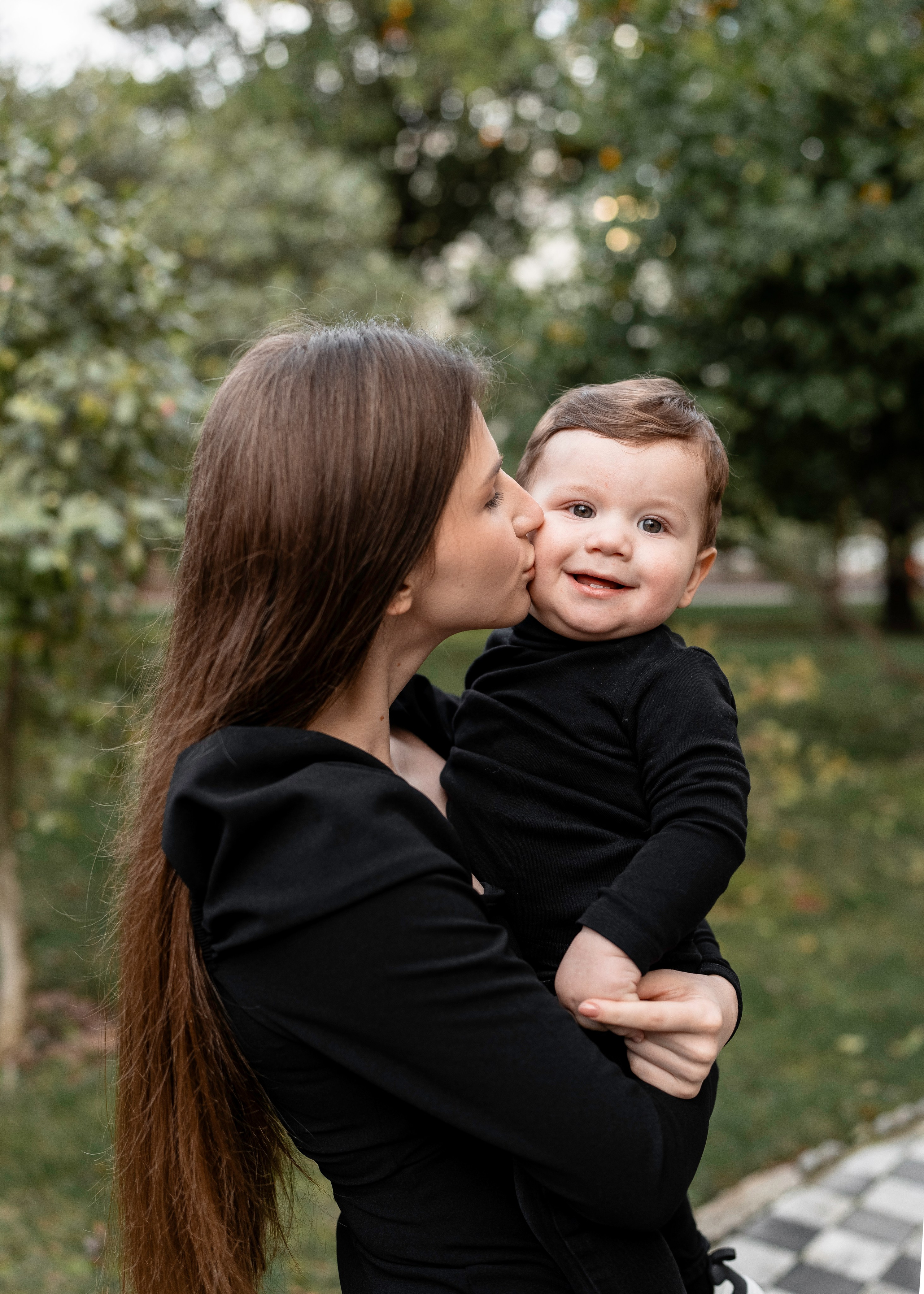 Artem, Nadia & Elisha. Family photographer in Sacramento | Sofia Pavenko