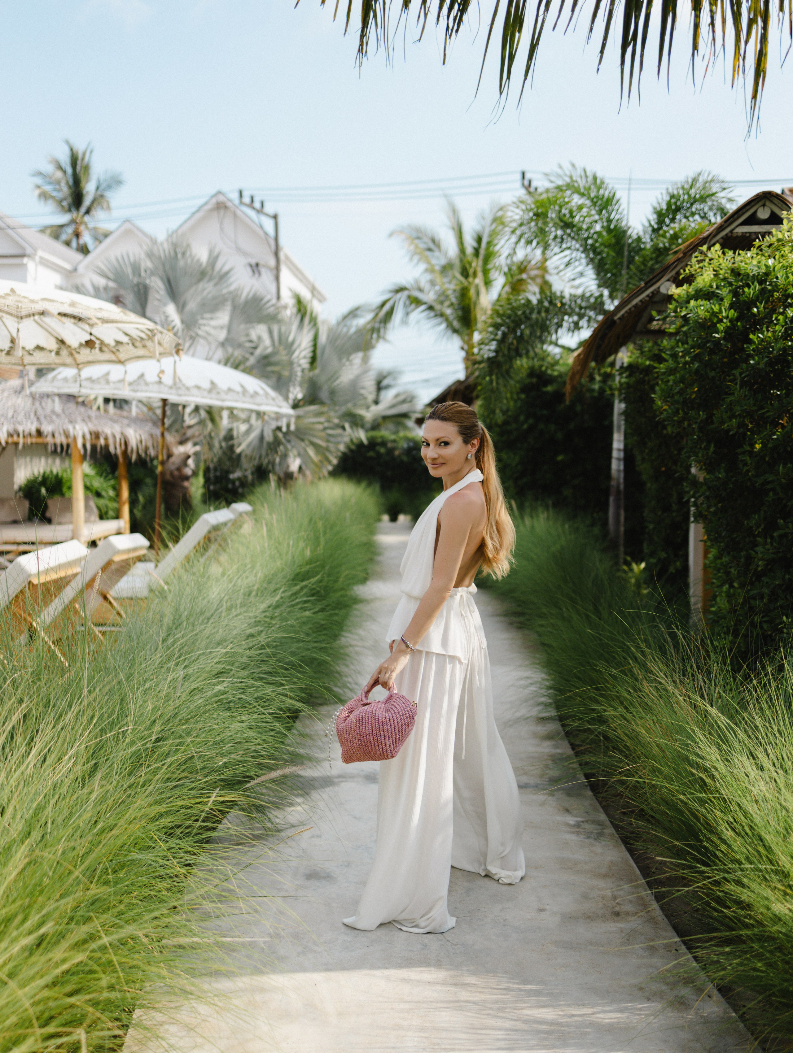 WOMEN’S PHOTOSHOOT. Photographer on Koh Samui Elena