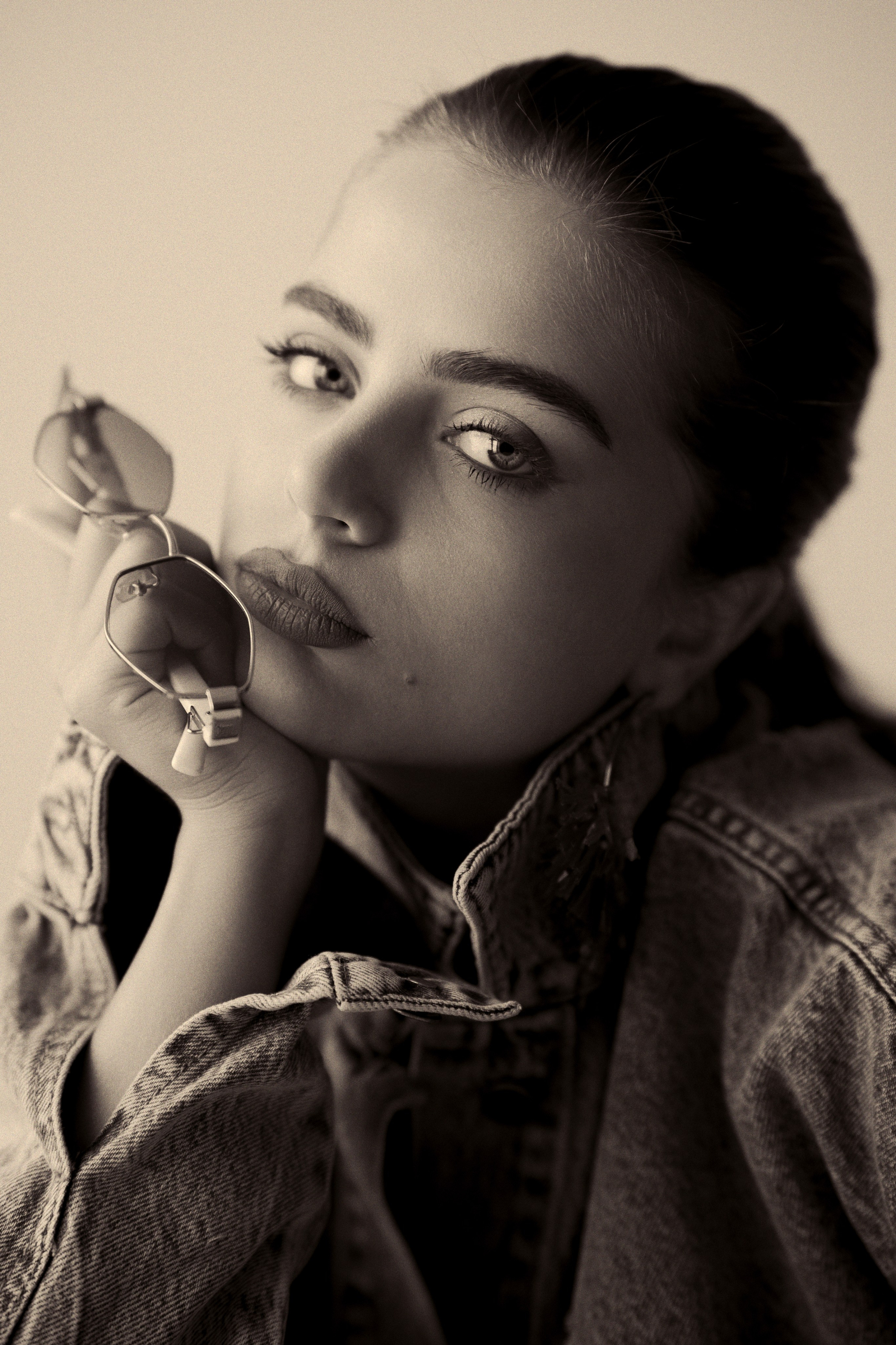 Beauty, Fashion and Glamour. Mehran Hadad — Portrait Photographer, Filmmaker and Youtuber