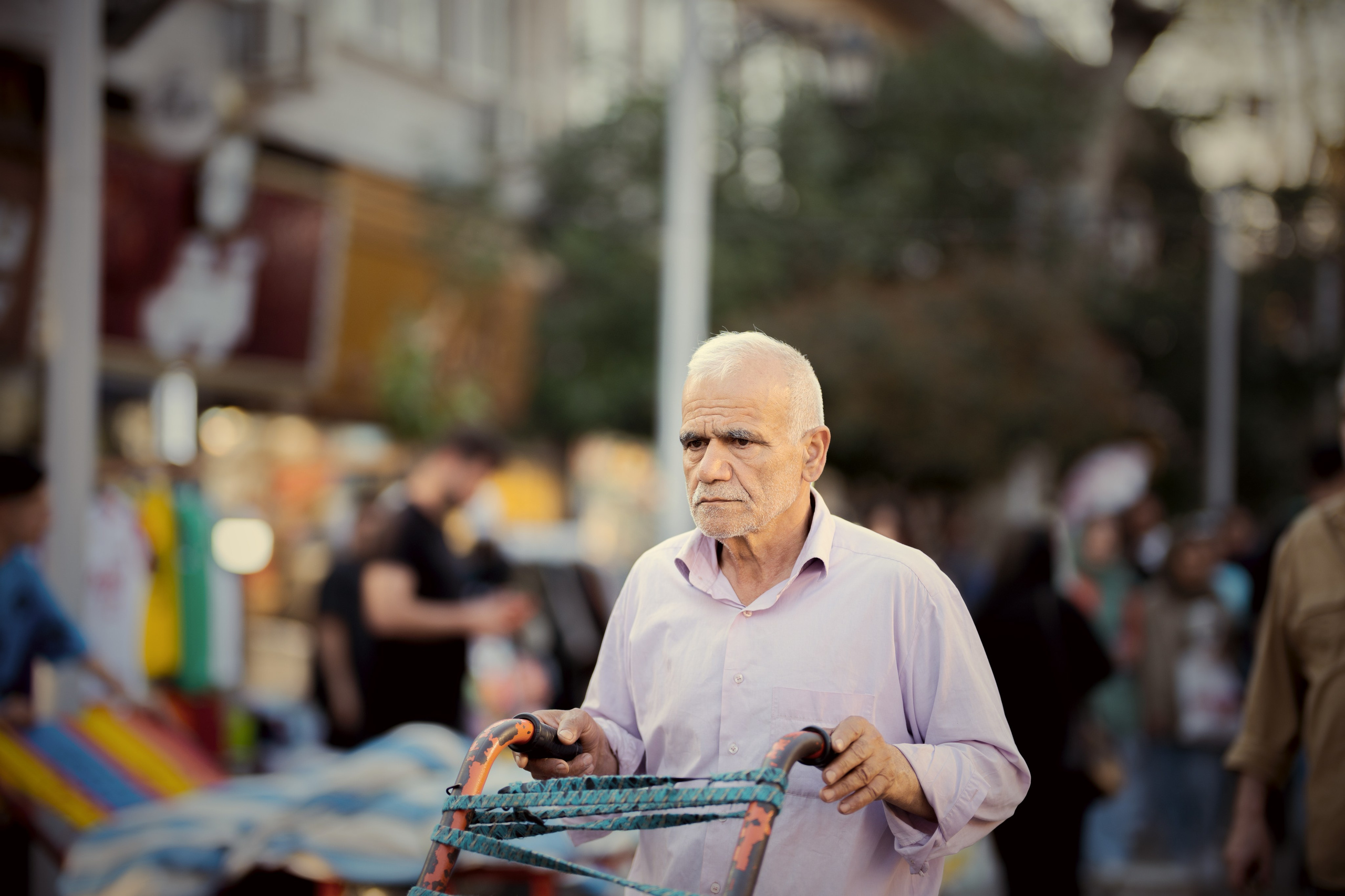 Street. Mehran Hadad — Portrait Photographer, Filmmaker and Youtuber