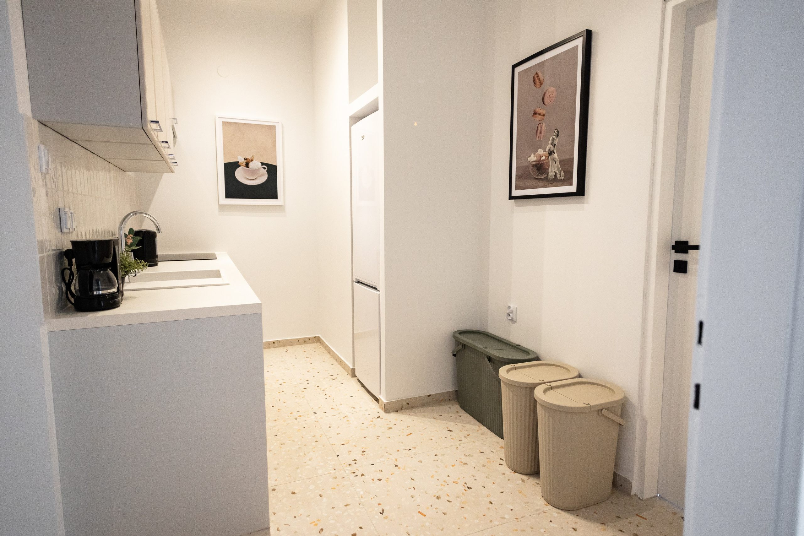 Apartament Upstairs 4