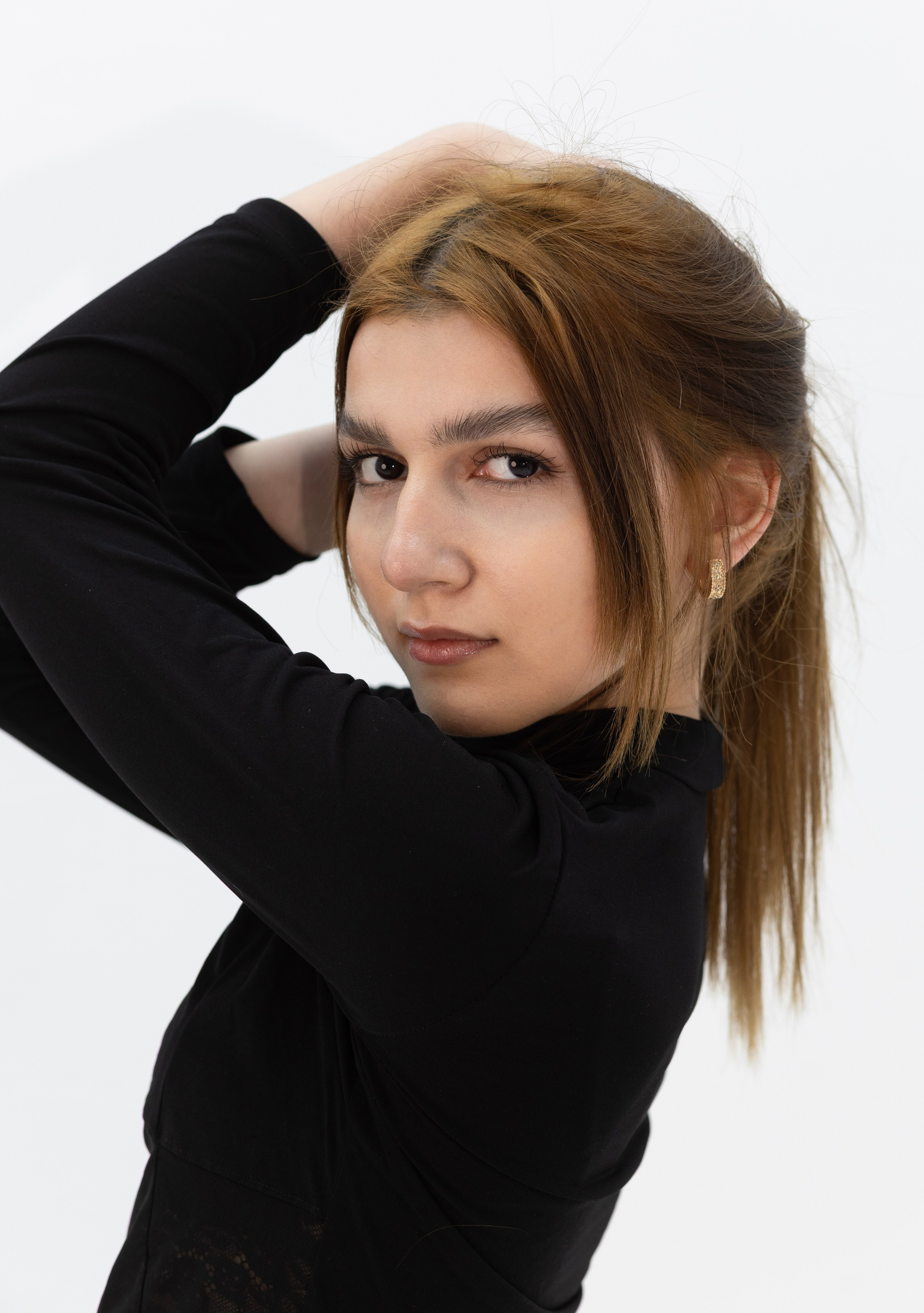 Aysun. BIG Model Agency. “Dare to Be Famous”