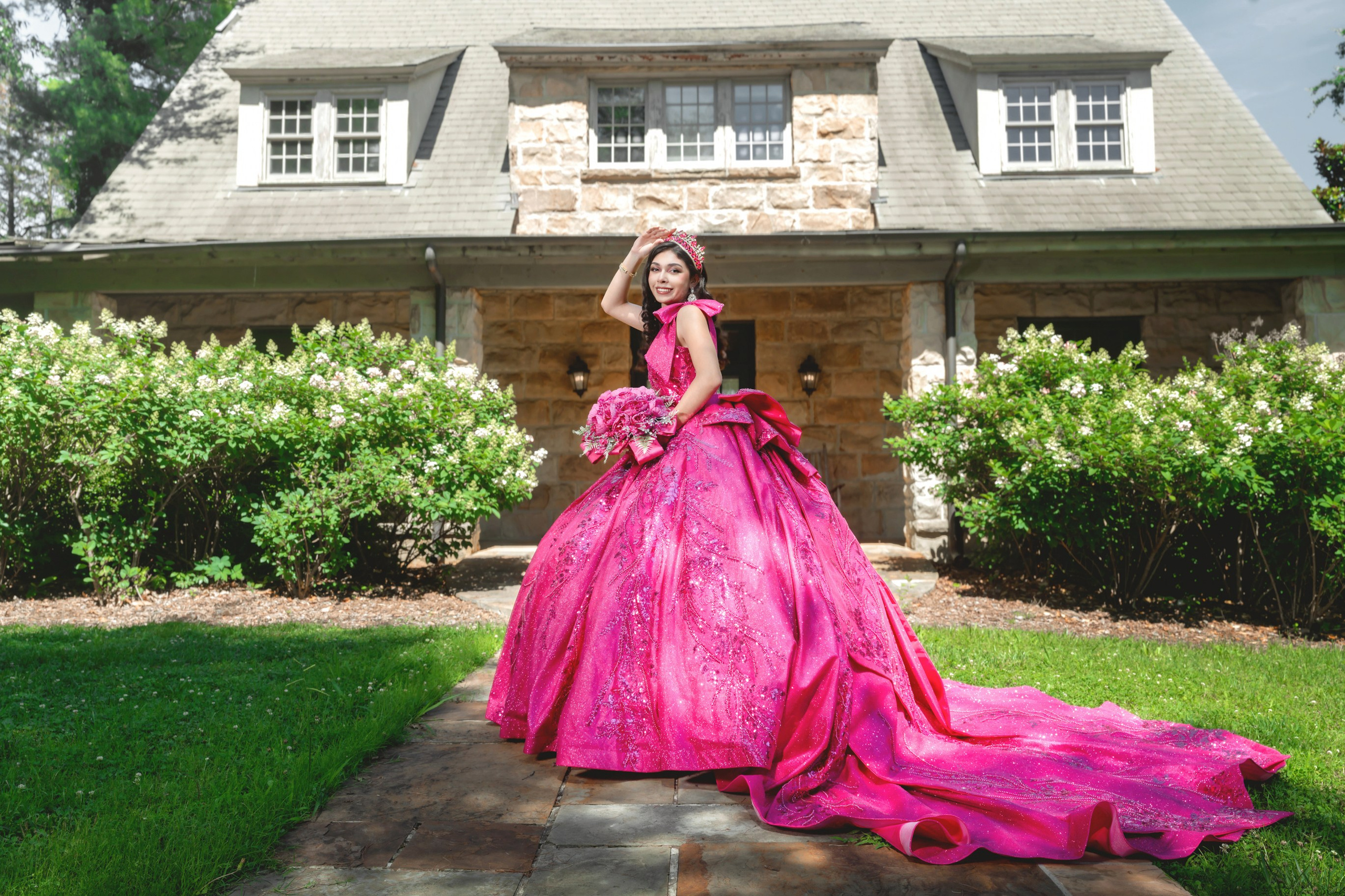 BELLA. Quinceañerasñeras, wedding photographer in Tennessee