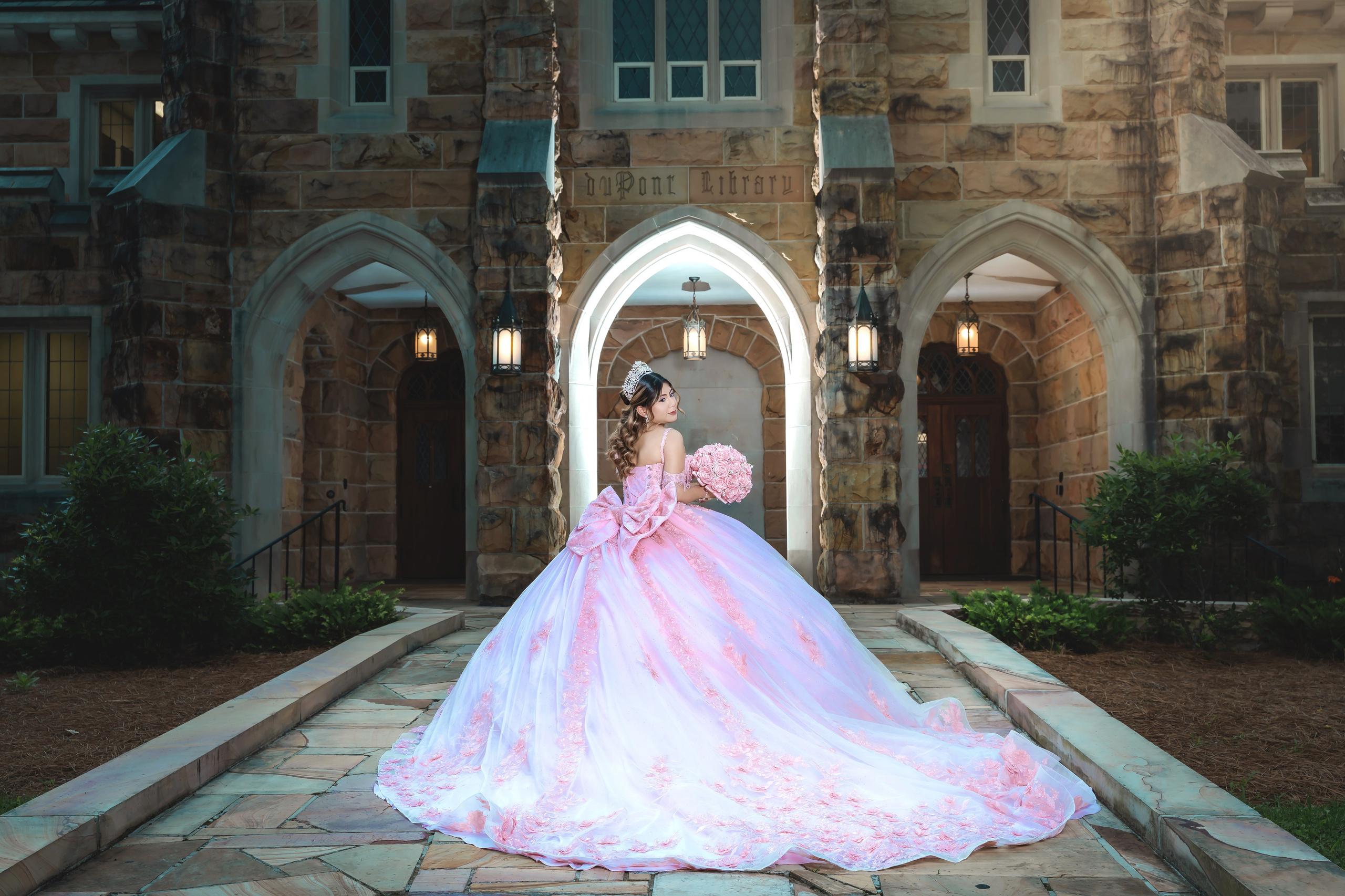 LILIANA. Quinceañerasñeras, wedding photographer in Tennessee