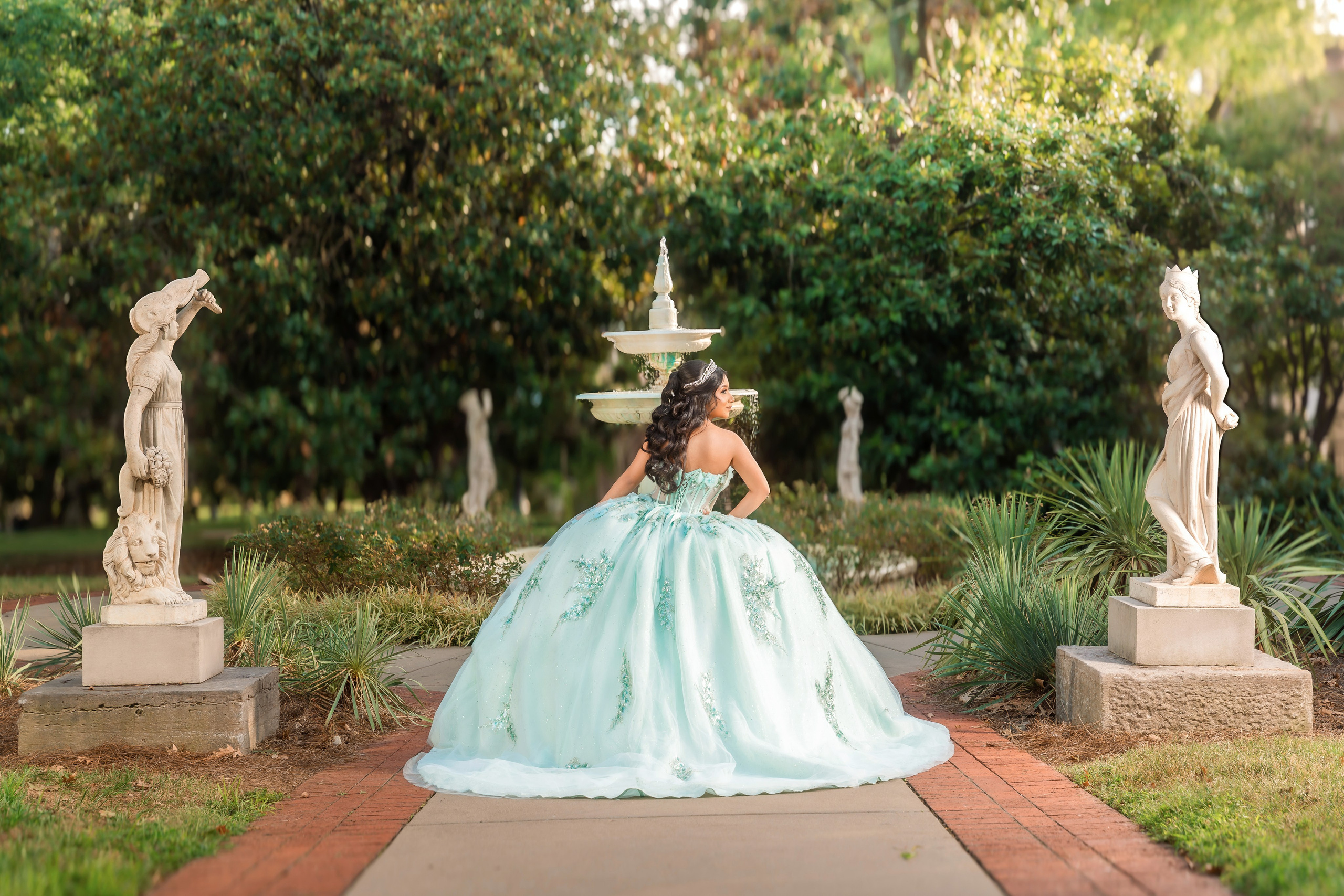 ANGIE. Quinceañerasñeras, wedding photographer in Tennessee