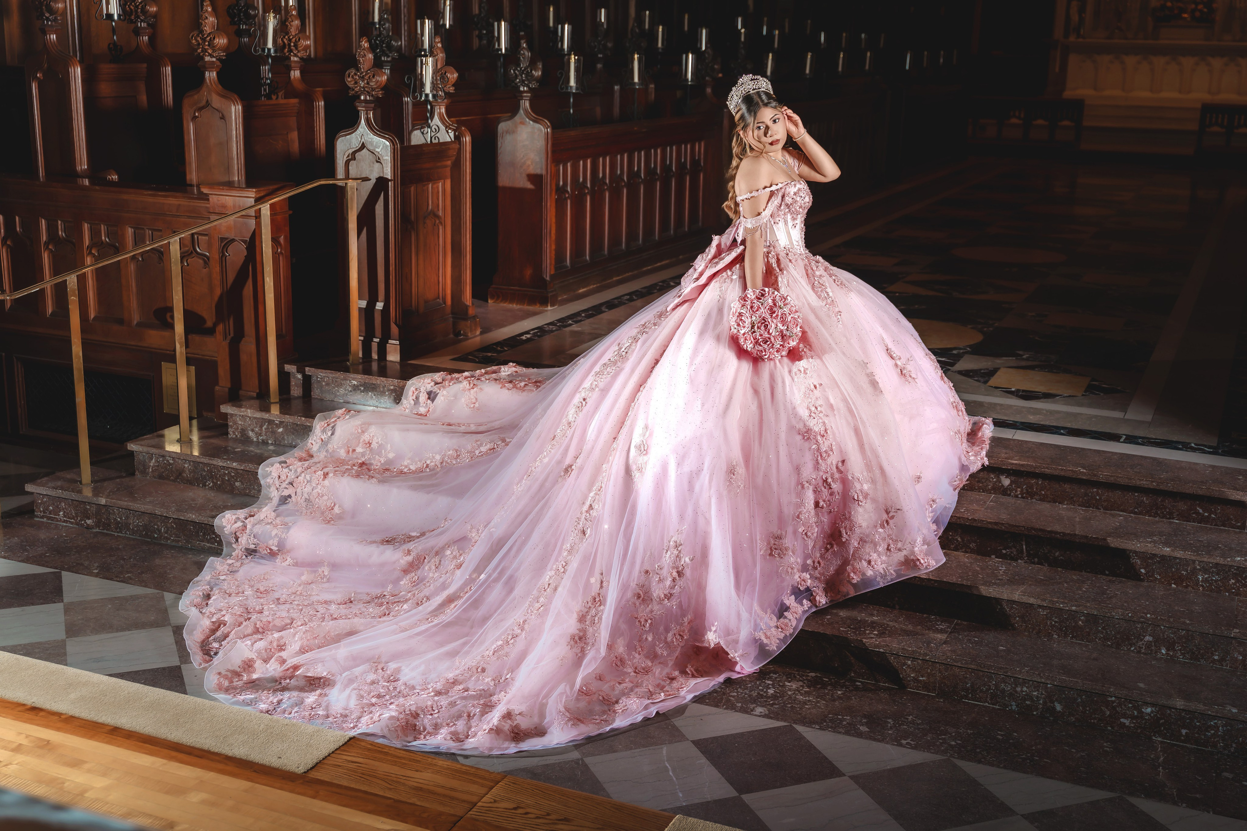 LILIANA. Quinceañerasñeras, wedding photographer in Tennessee