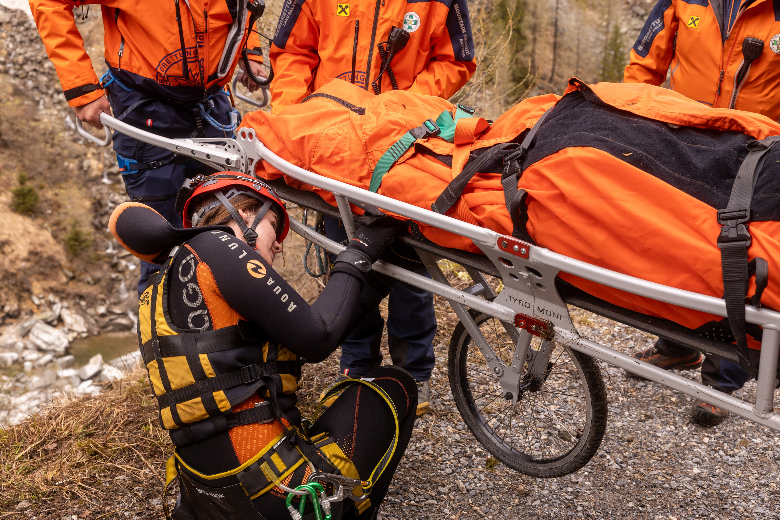 BEZIRKSÜBUNG WASSERRETTUNG 2025, Sportgastein. Guzel Kolobova| Fotografin| Salzburg