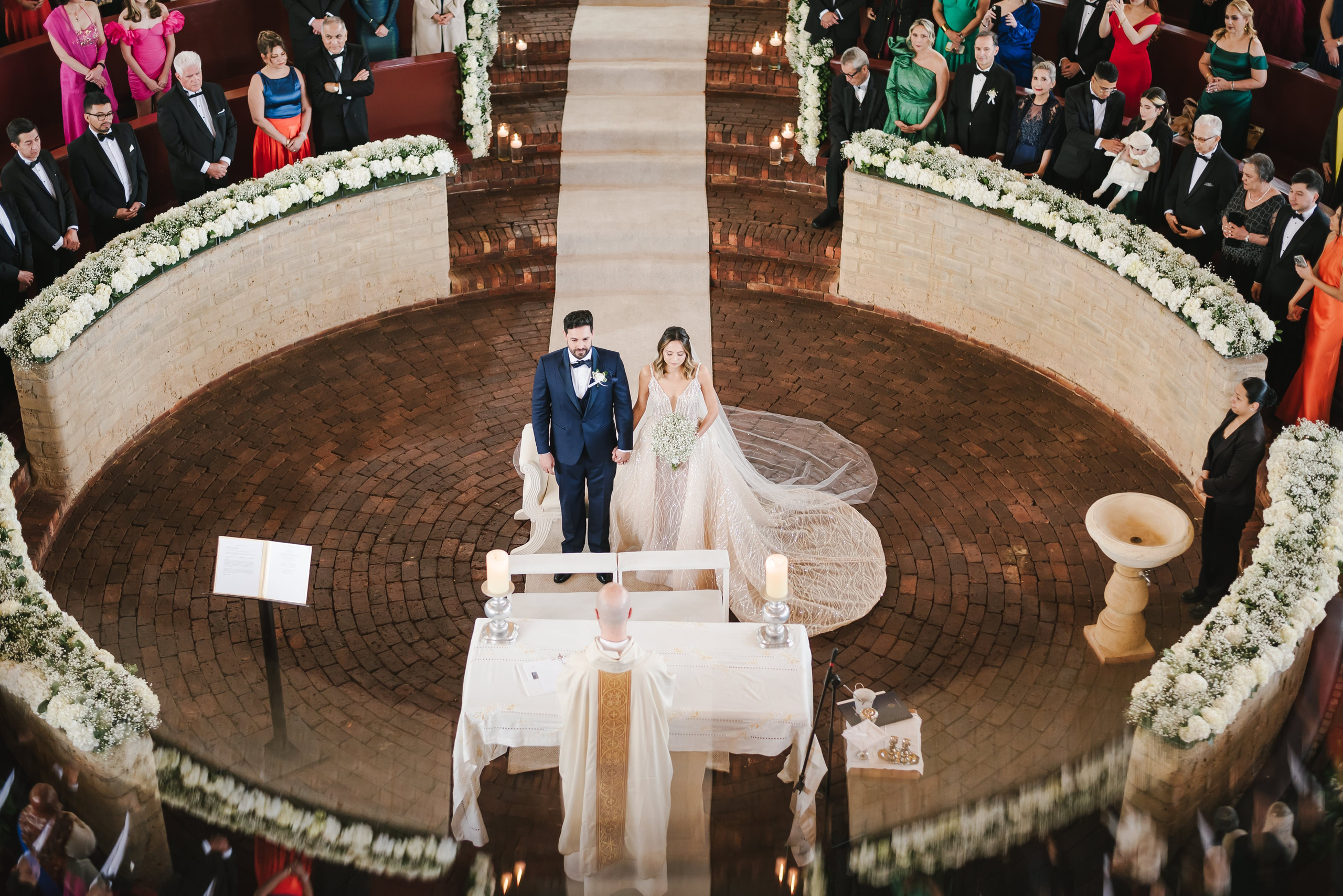Fotografía y video de bodas en Hacienda pozo chico - Bogotá - Colombia. Rafael Melo Weddings