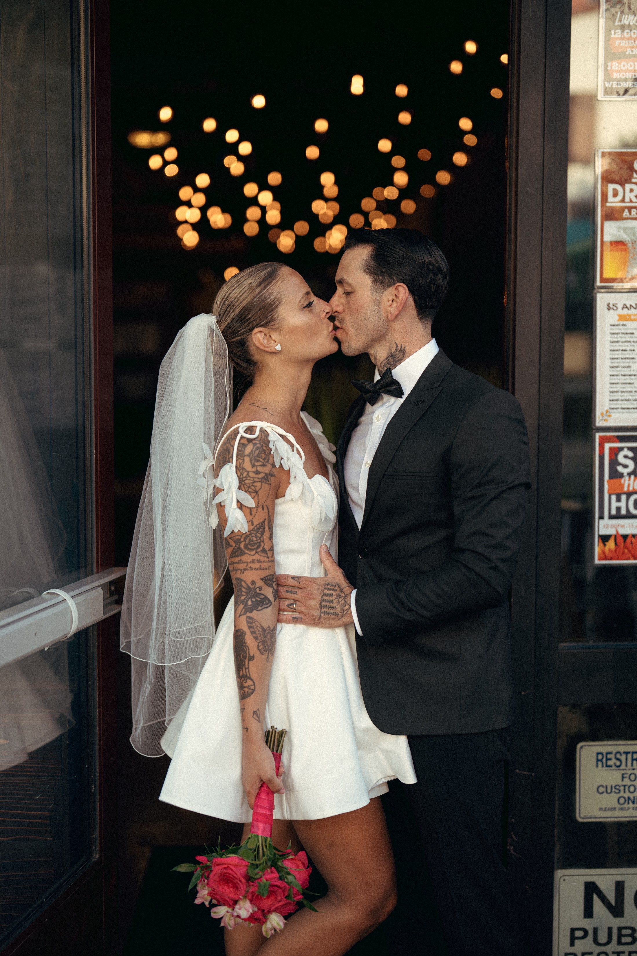 Klara&Marsel. Wedding & elopement photographer Viktoriya Kravtsov. Las Vegas