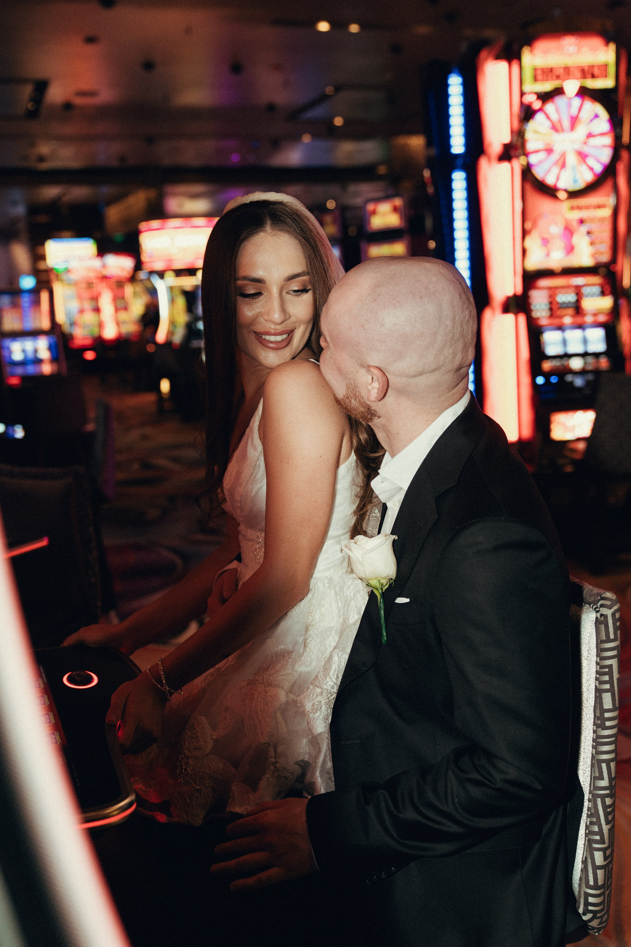 Liza&Nazar. Wedding & elopement photographer Viktoriya Kravtsov. Las Vegas
