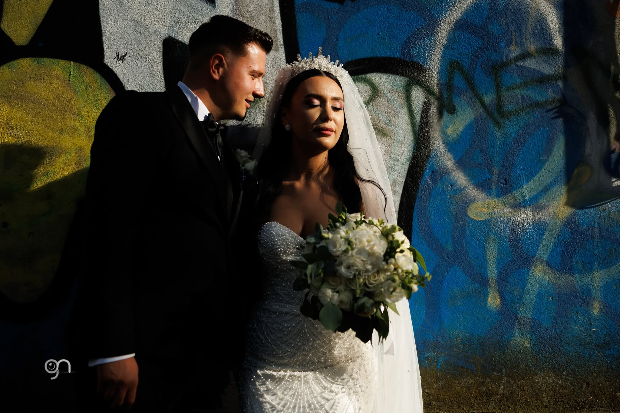 Fotograf de nuntă în Galați surprinzând emoția mirilor în timpul ceremoniei.
