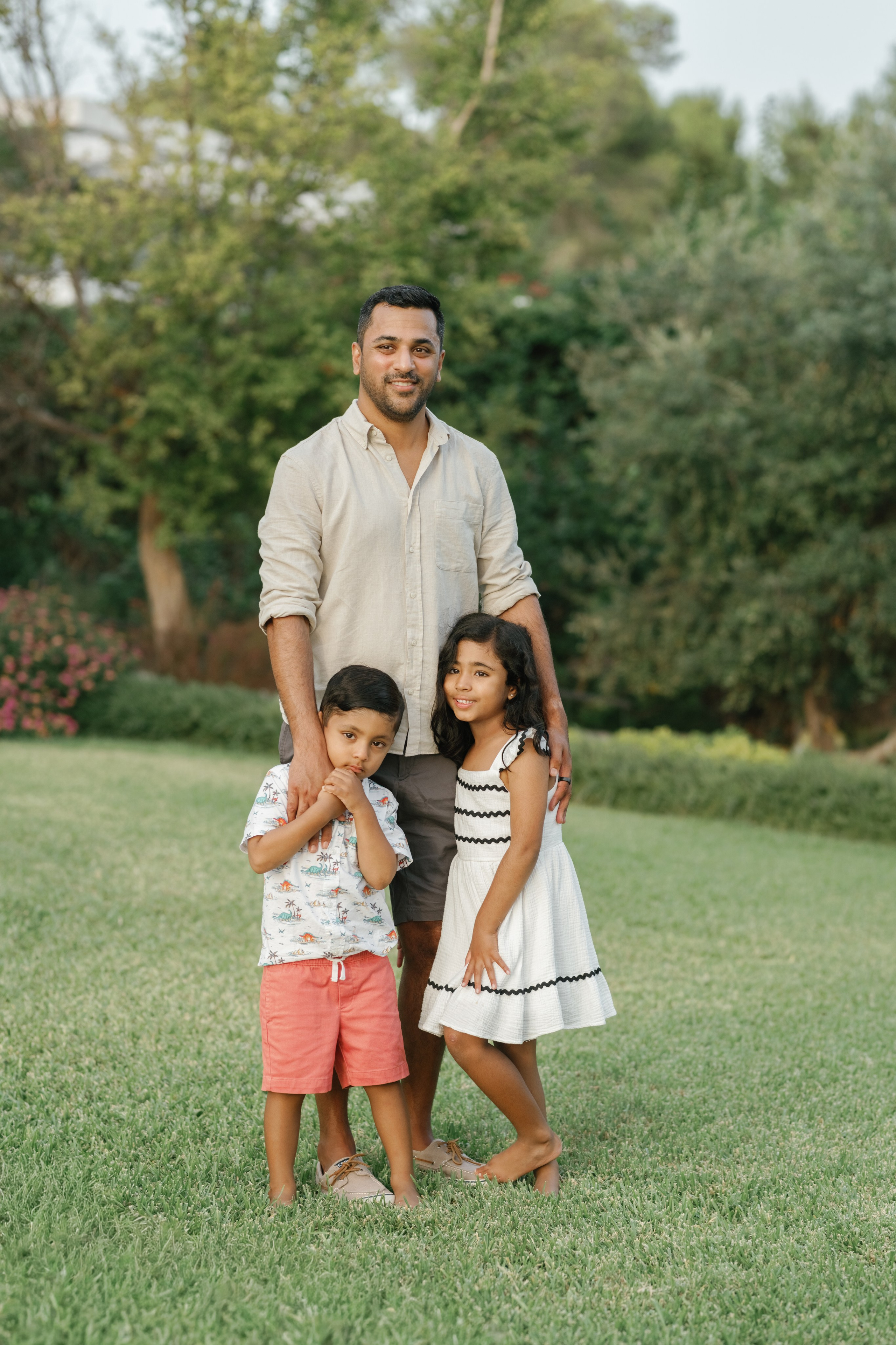 Indian Family Photoshoot in Mallorca. Photographer in Mallorca