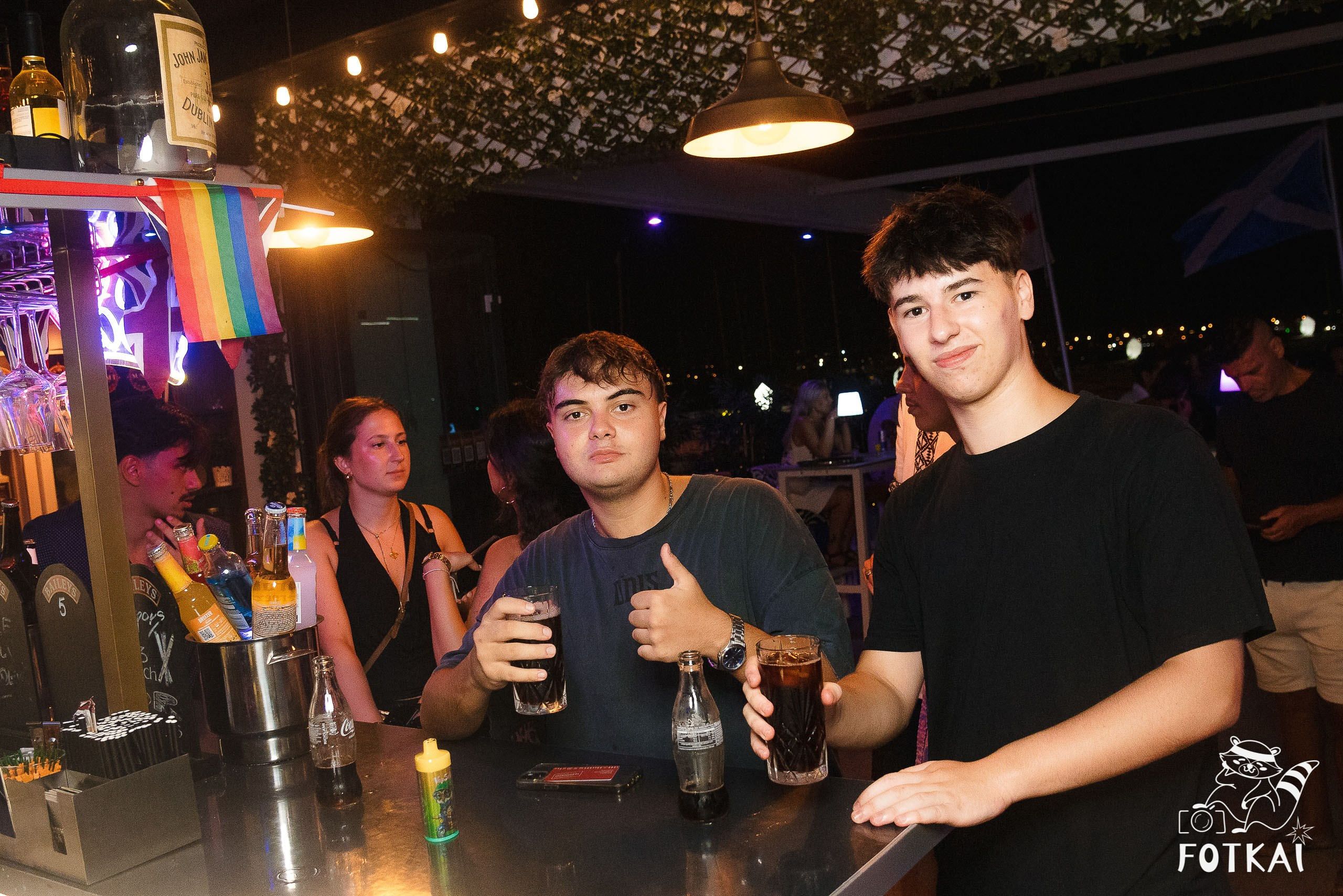 The Sunset Lounge Bar: Reportaje fotográfico 09.08.25 | FOTKAI