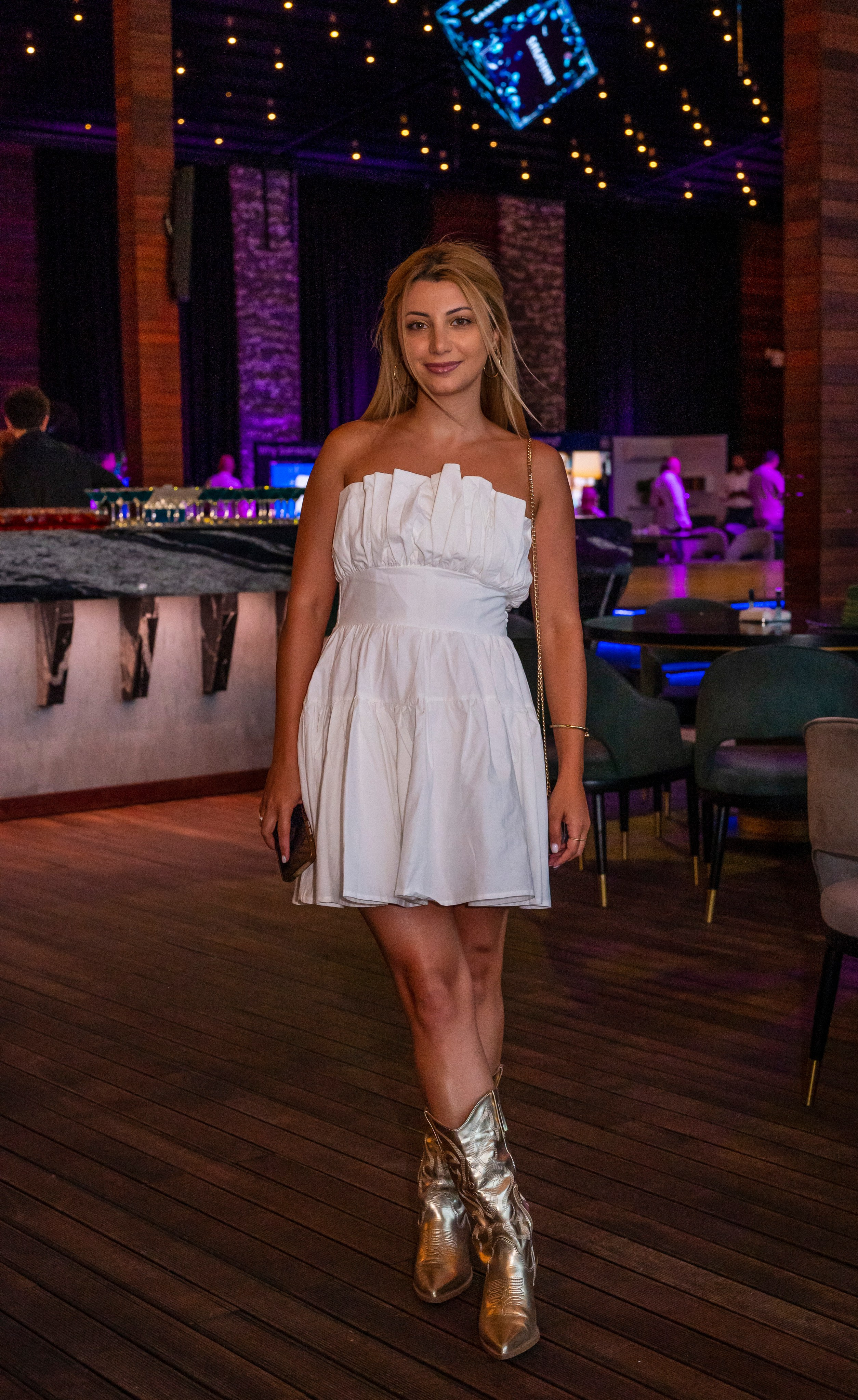 РЕПОРТАЖ. Фотограф в Ереване Карина Тоноян