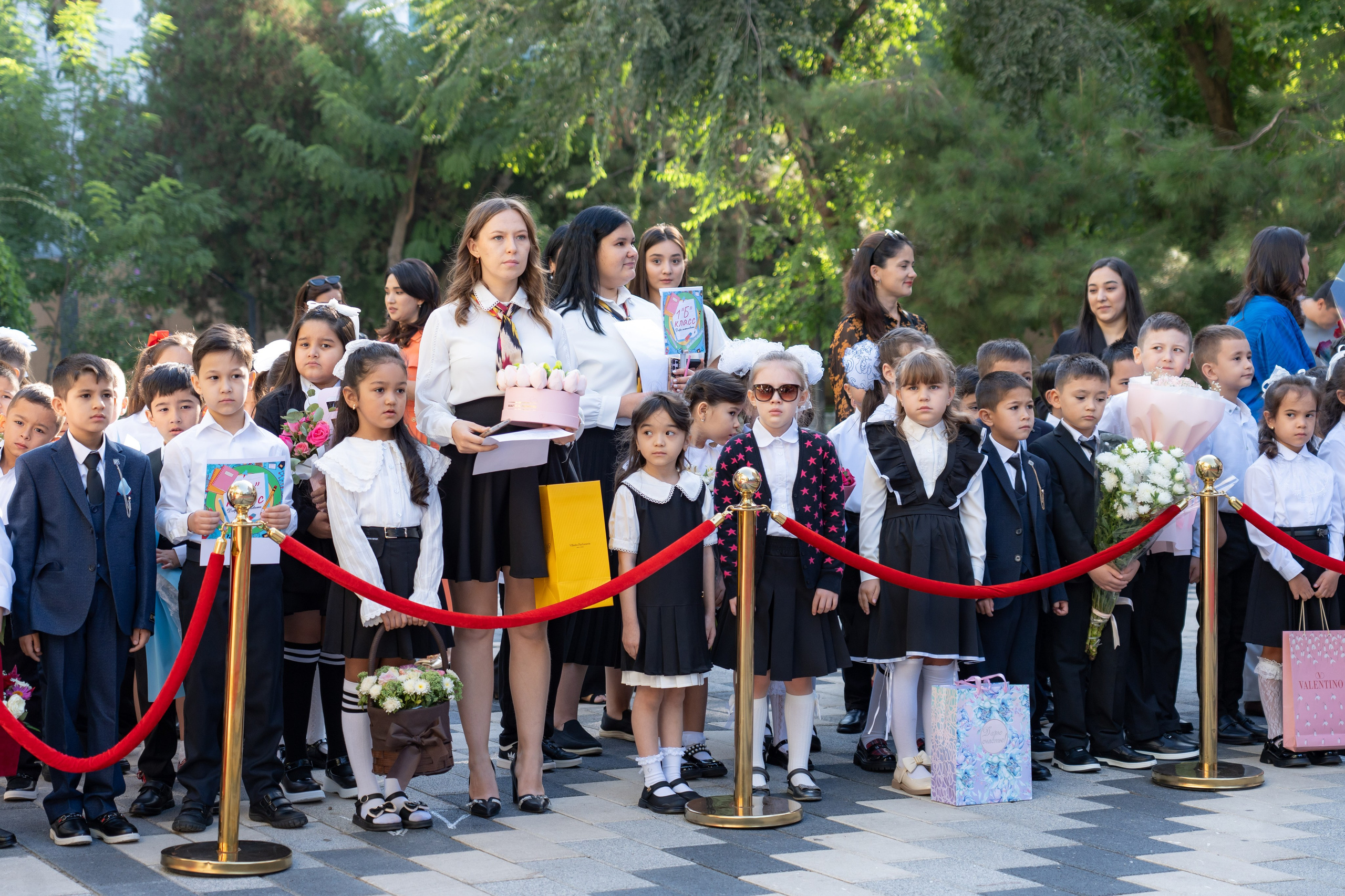 В школах Узбекистана прозвенел Первый звонок. Георгий Намазов | Фотограф в Ташкенте