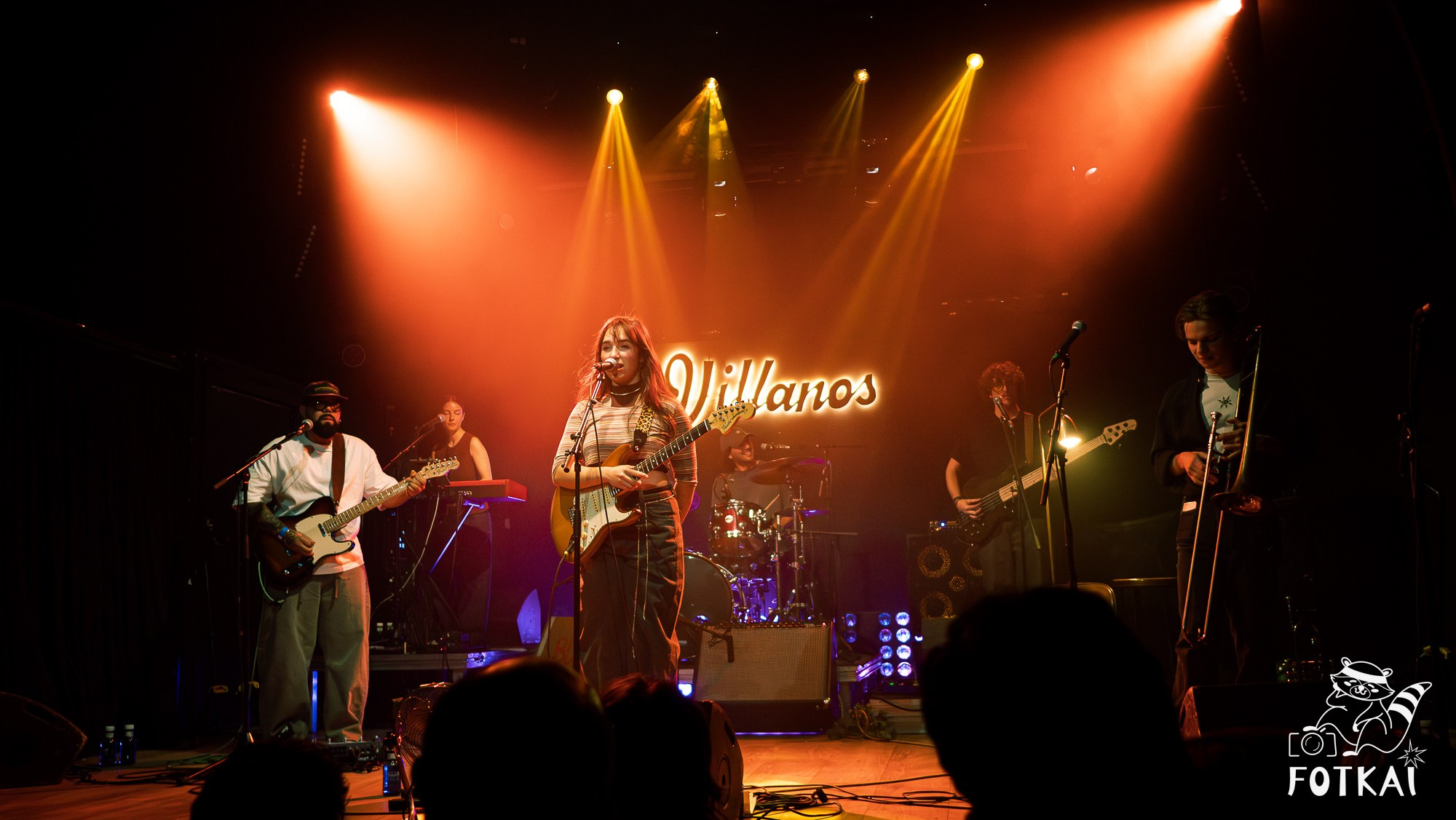 GINEL en Sala Villanos Madrid — Fotos del concierto, presentación Borde Vivo 2026 | FOTKAI