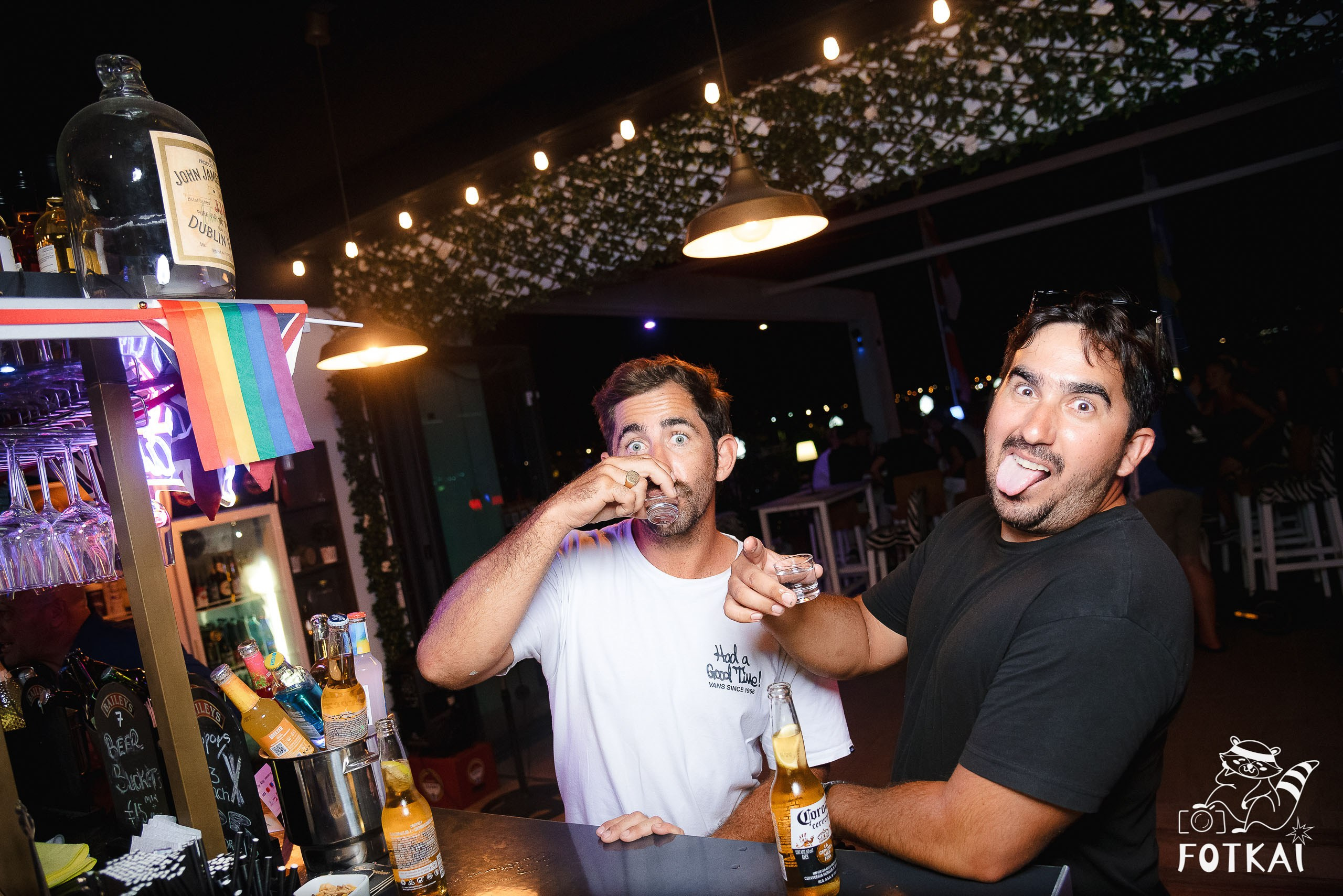 The Sunset Lounge Bar: Reportaje fotográfico 15.08.25 | FOTKAI