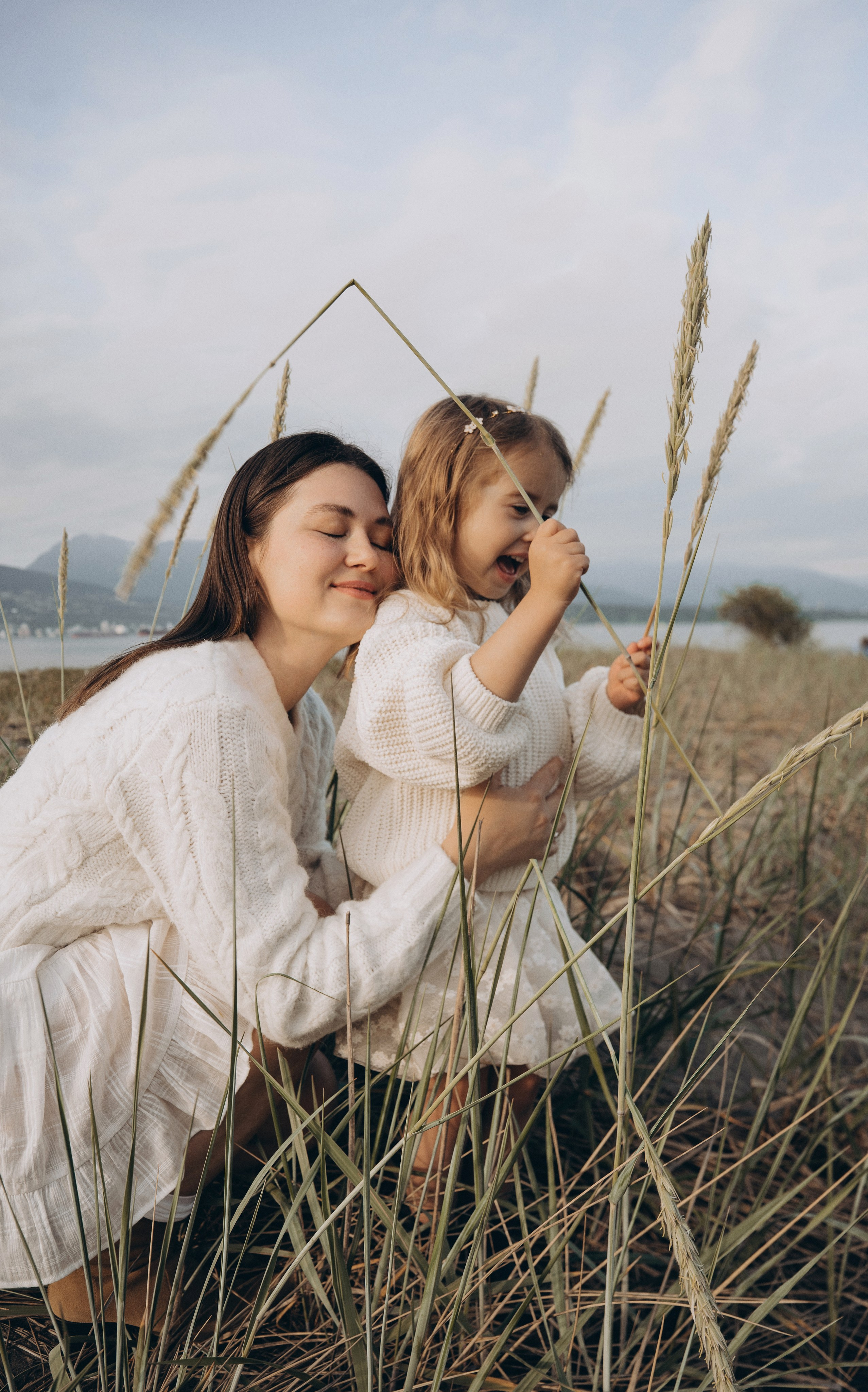 Mia & Anna. Vancouver Photographer | Catherine Vashchenko