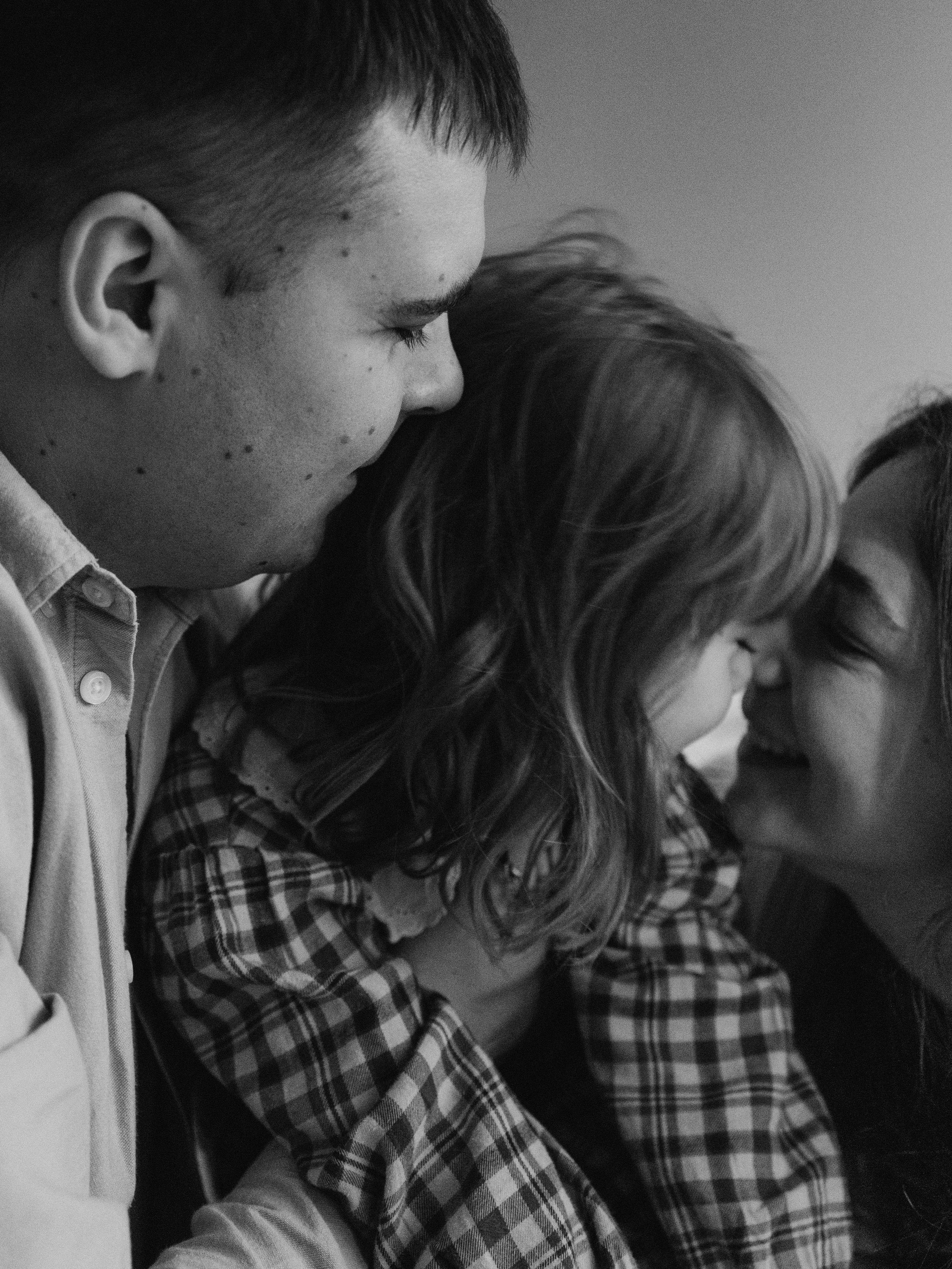 Emilia’s family. Kristina, portrait and family photographer in Helsinki