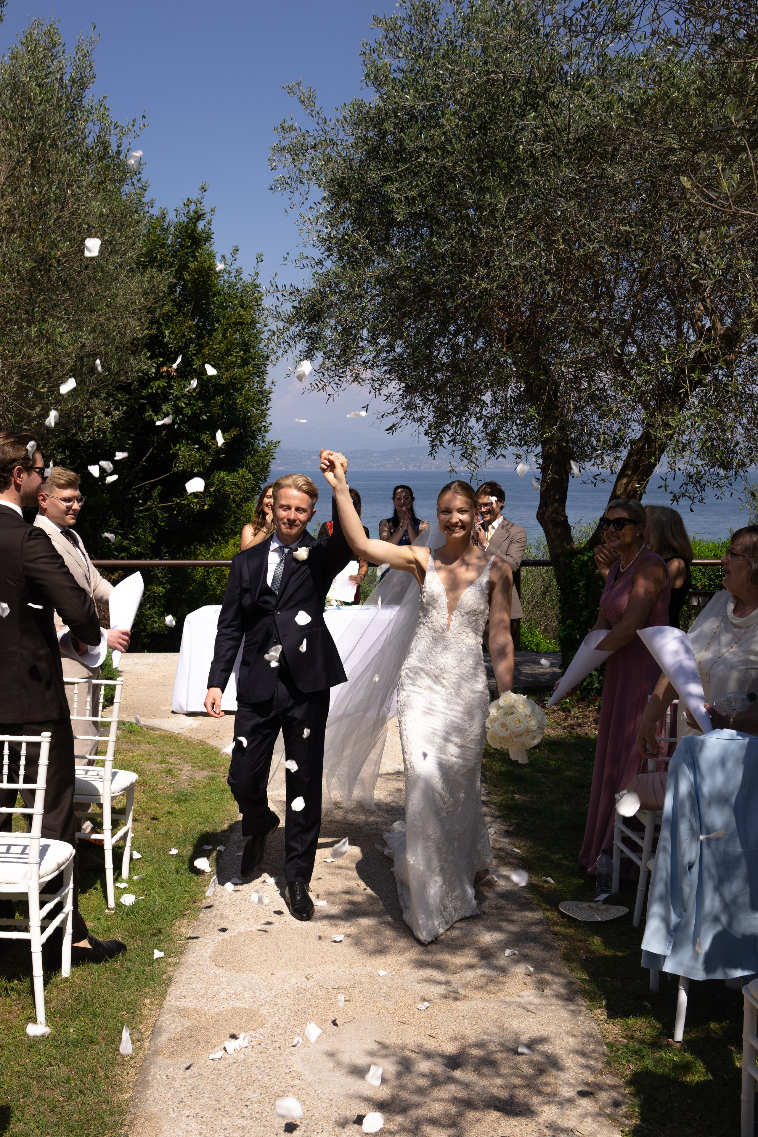 C&J. Garda Lake Wedding Planner
