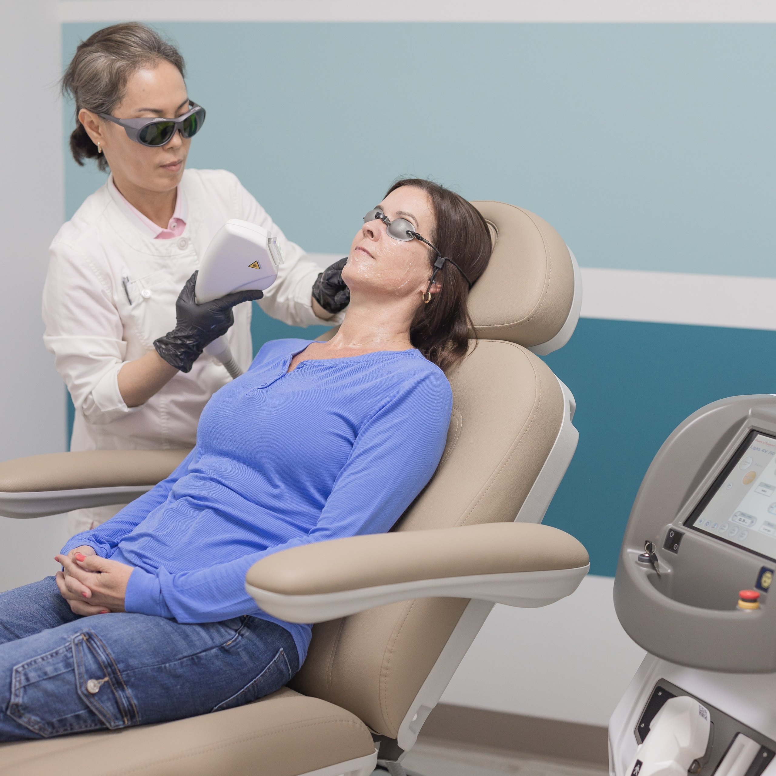 Business & Bloggers. Pic-Cha Photography | Photographer & Media Content Creator | Metro Detroit Area, Michigan